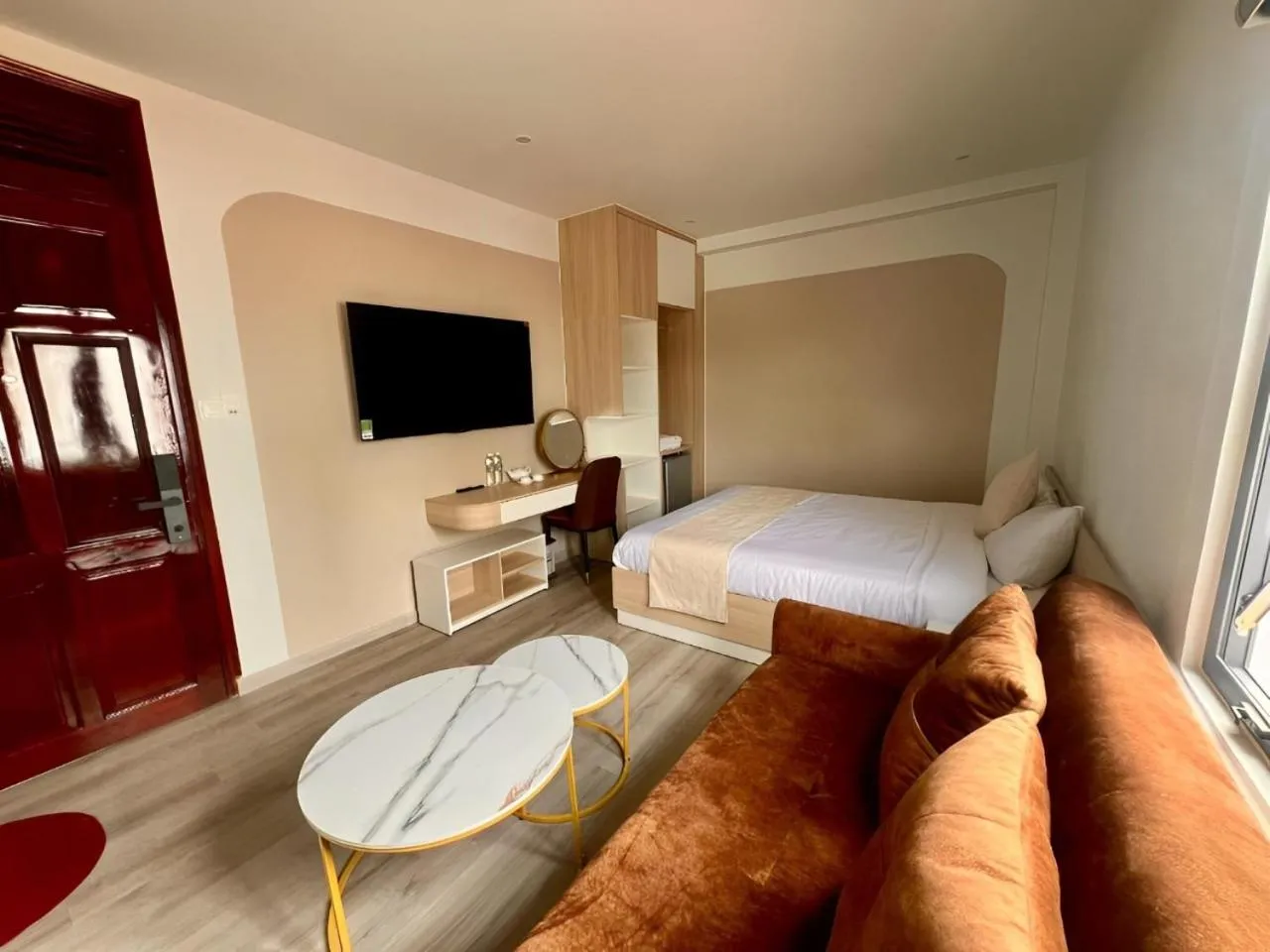 Bedroom, Bed in Hoang Thang 1 Hotel Da Lat City