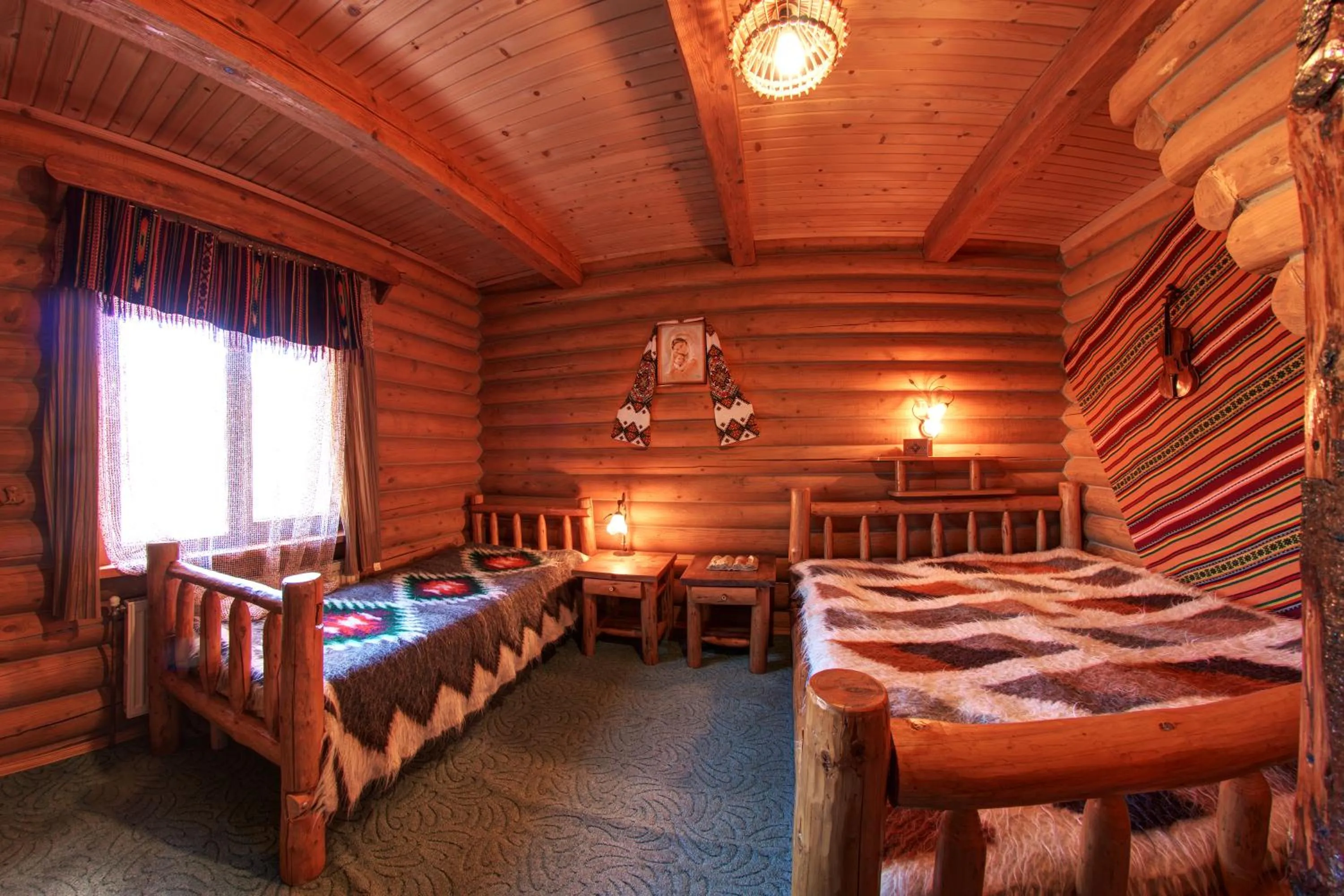 Bedroom, Bed in Hotel Gutsulia