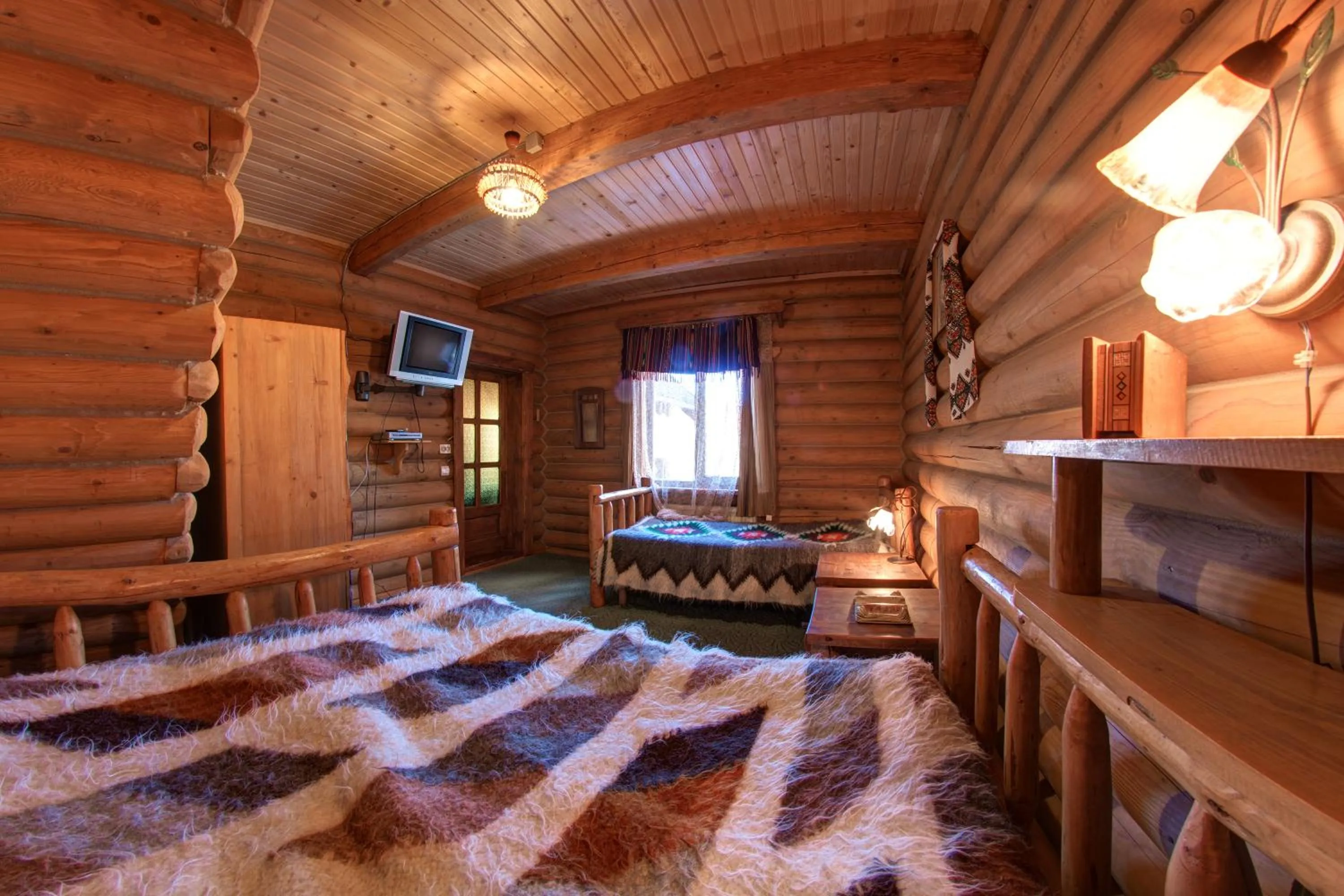 Bedroom, Bed in Hotel Gutsulia