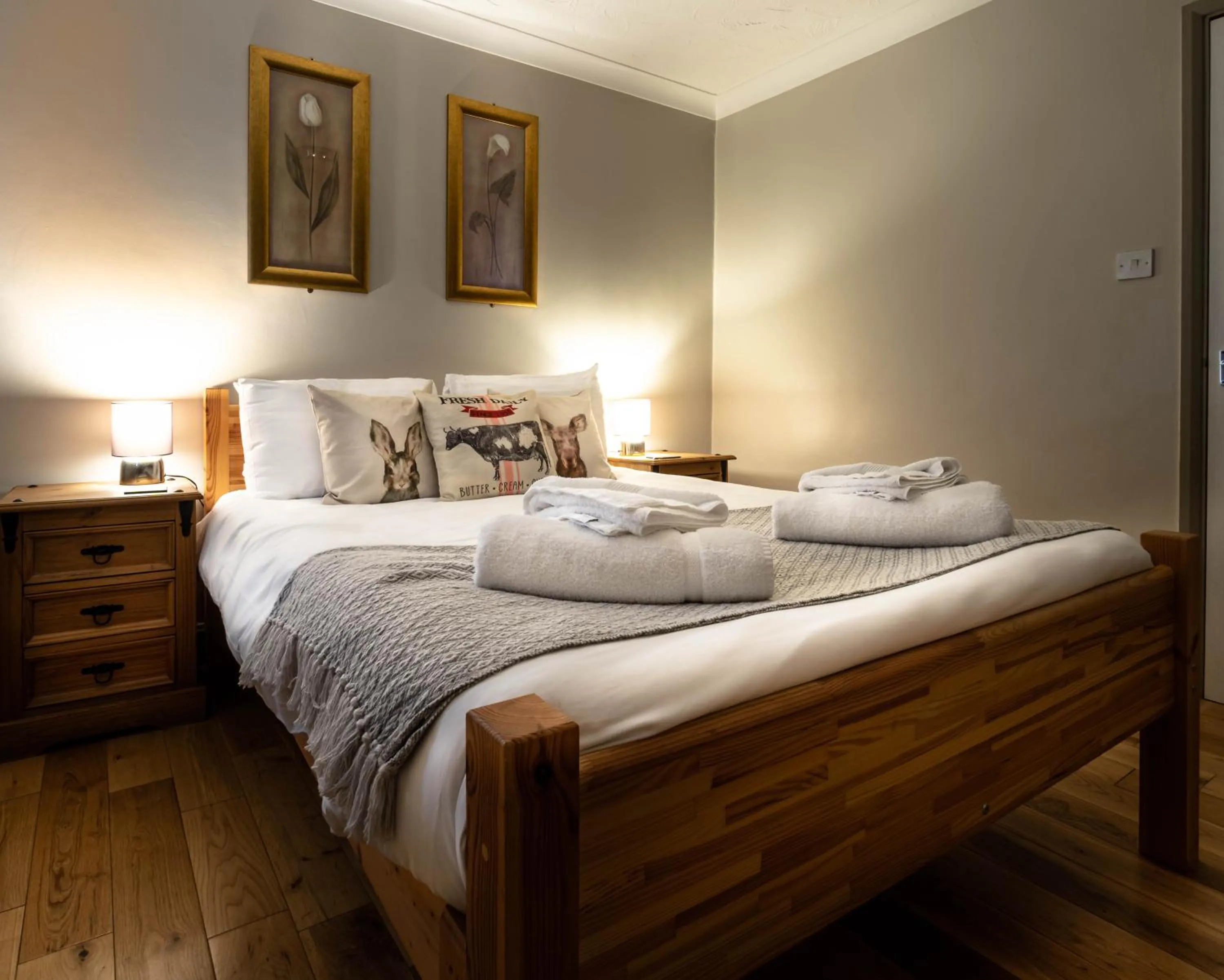 Bed in The Farmhouse at Fincham