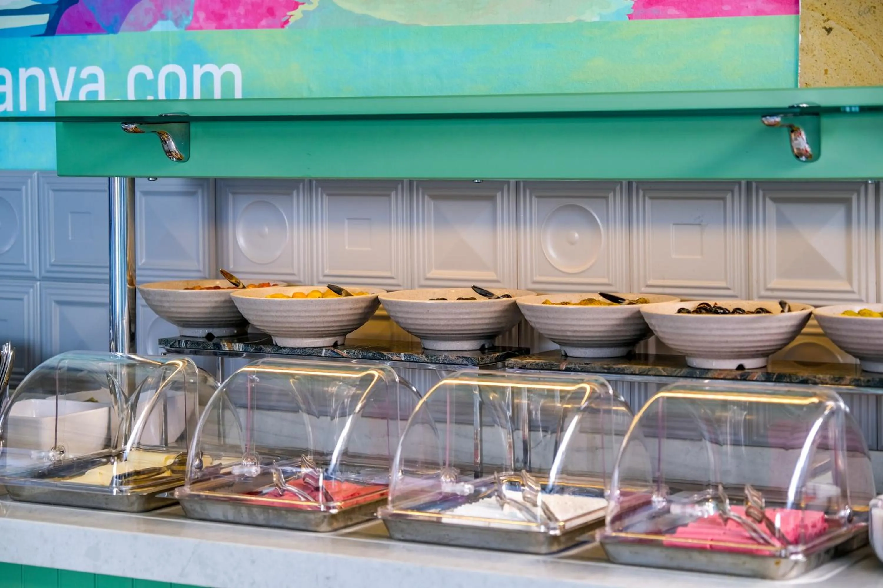 Buffet breakfast in Days Inn by Wyndham Alanya