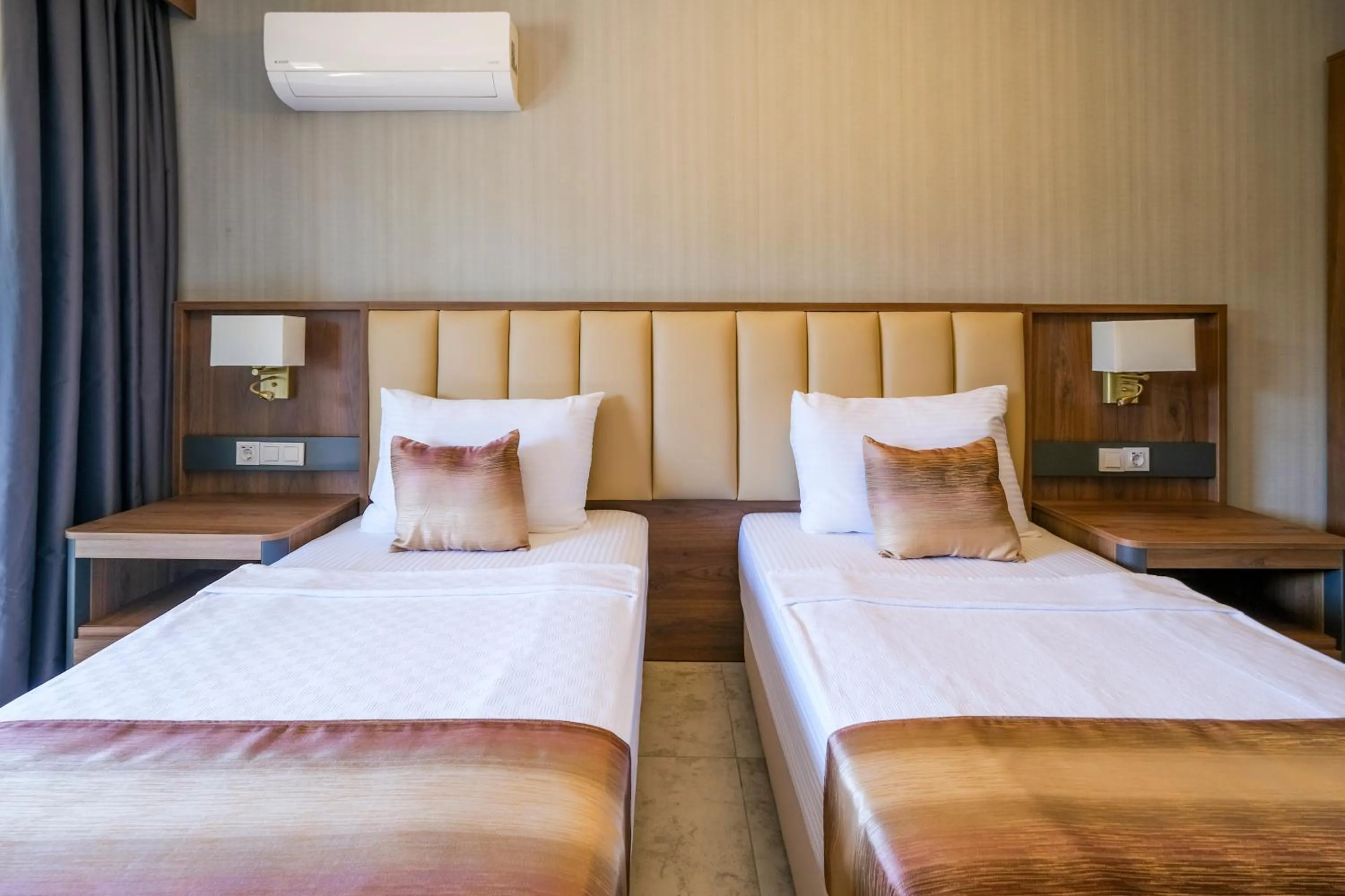 Bedroom, Bed in Days Inn by Wyndham Alanya