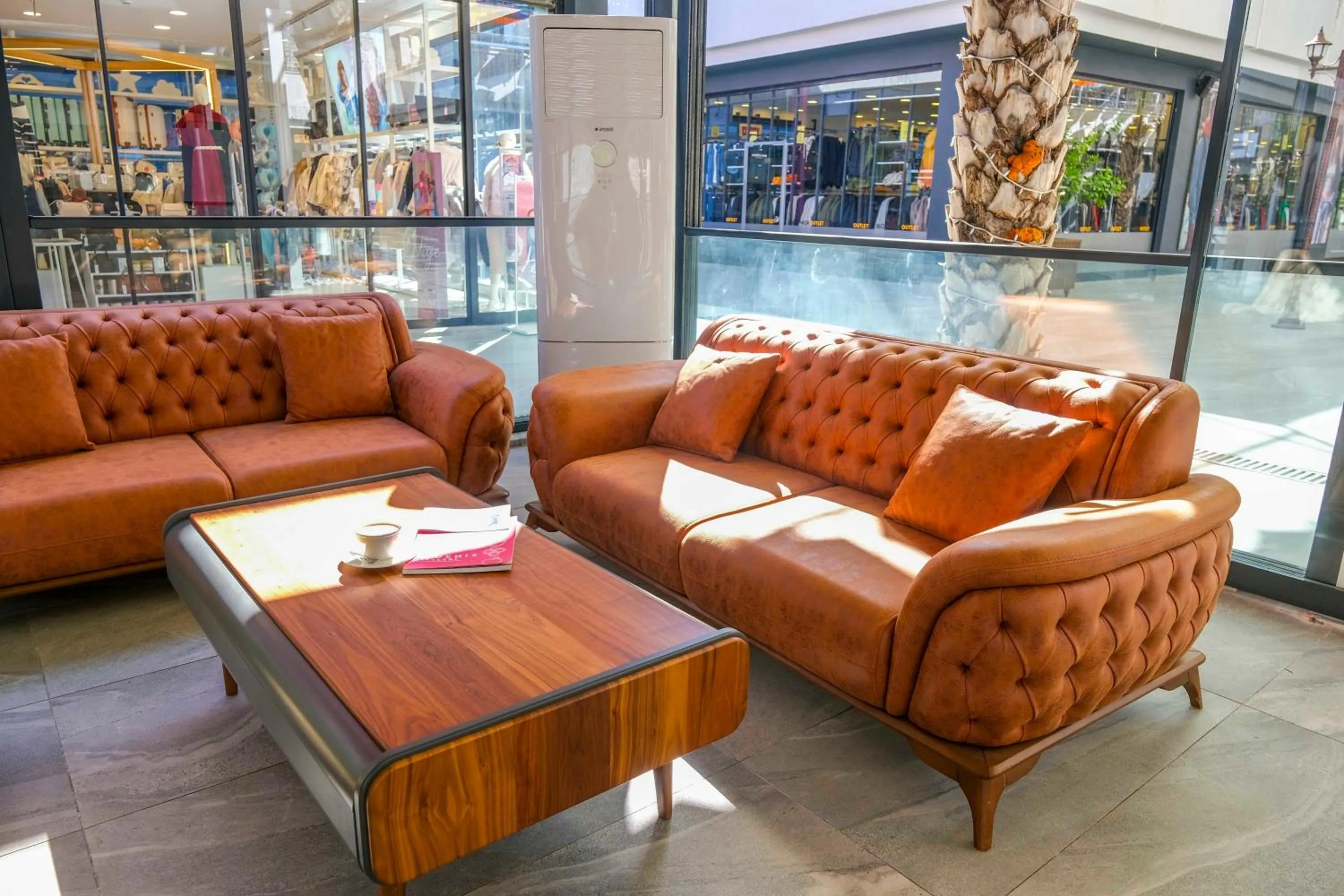 Lobby or reception in Days Inn by Wyndham Alanya