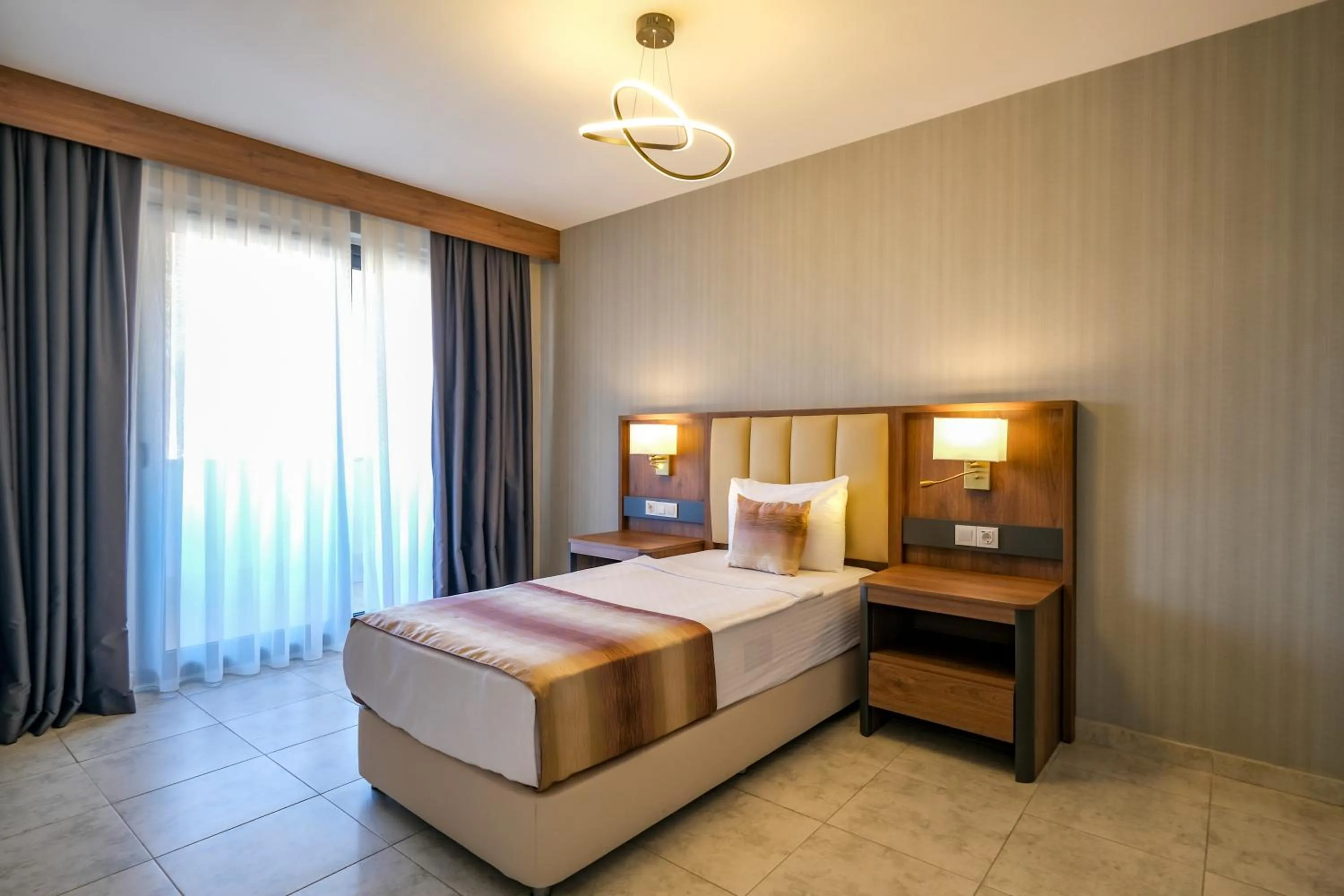 Bed in Days Inn by Wyndham Alanya