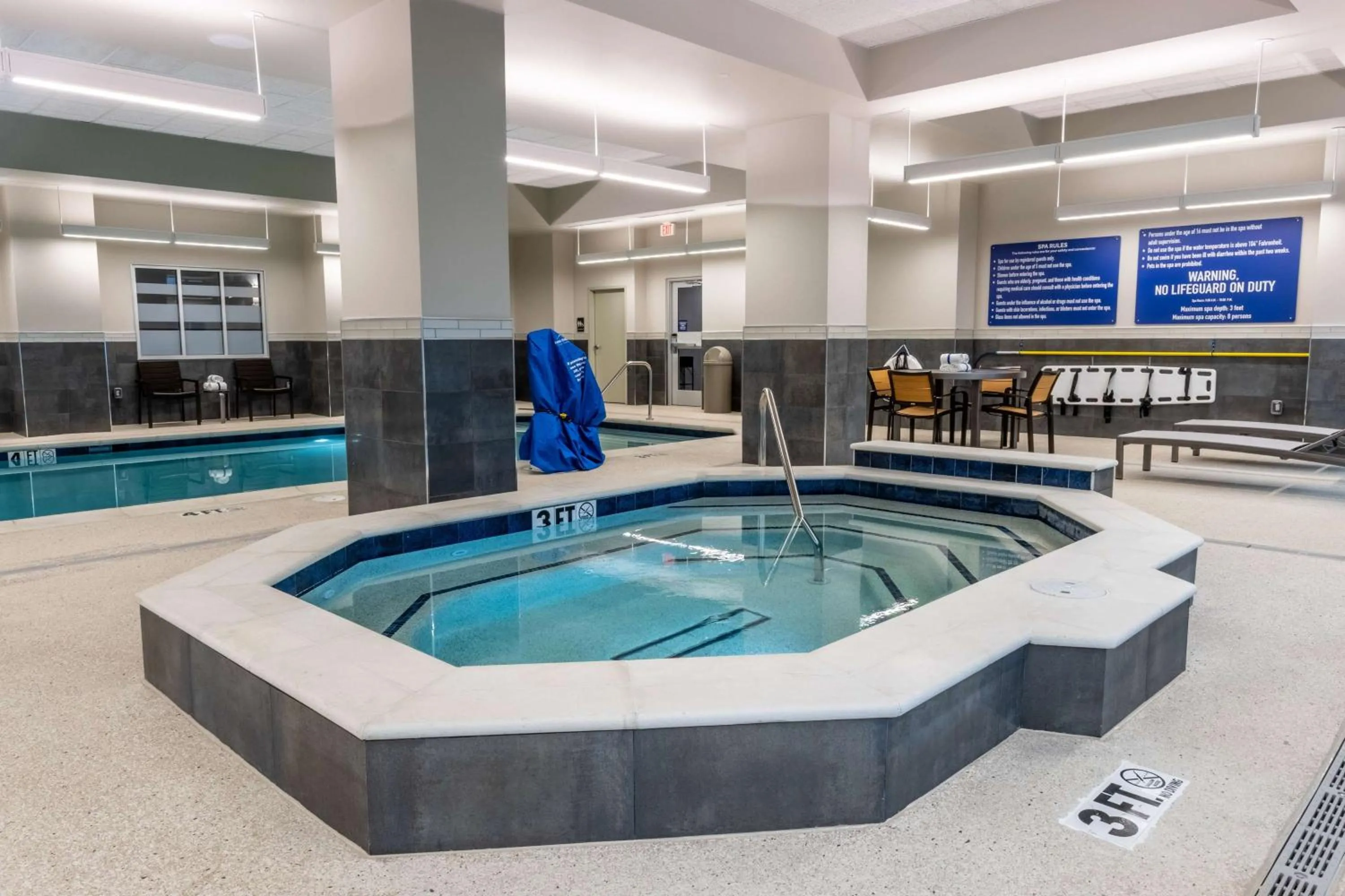 Pool view in Drury Plaza Hotel College Station