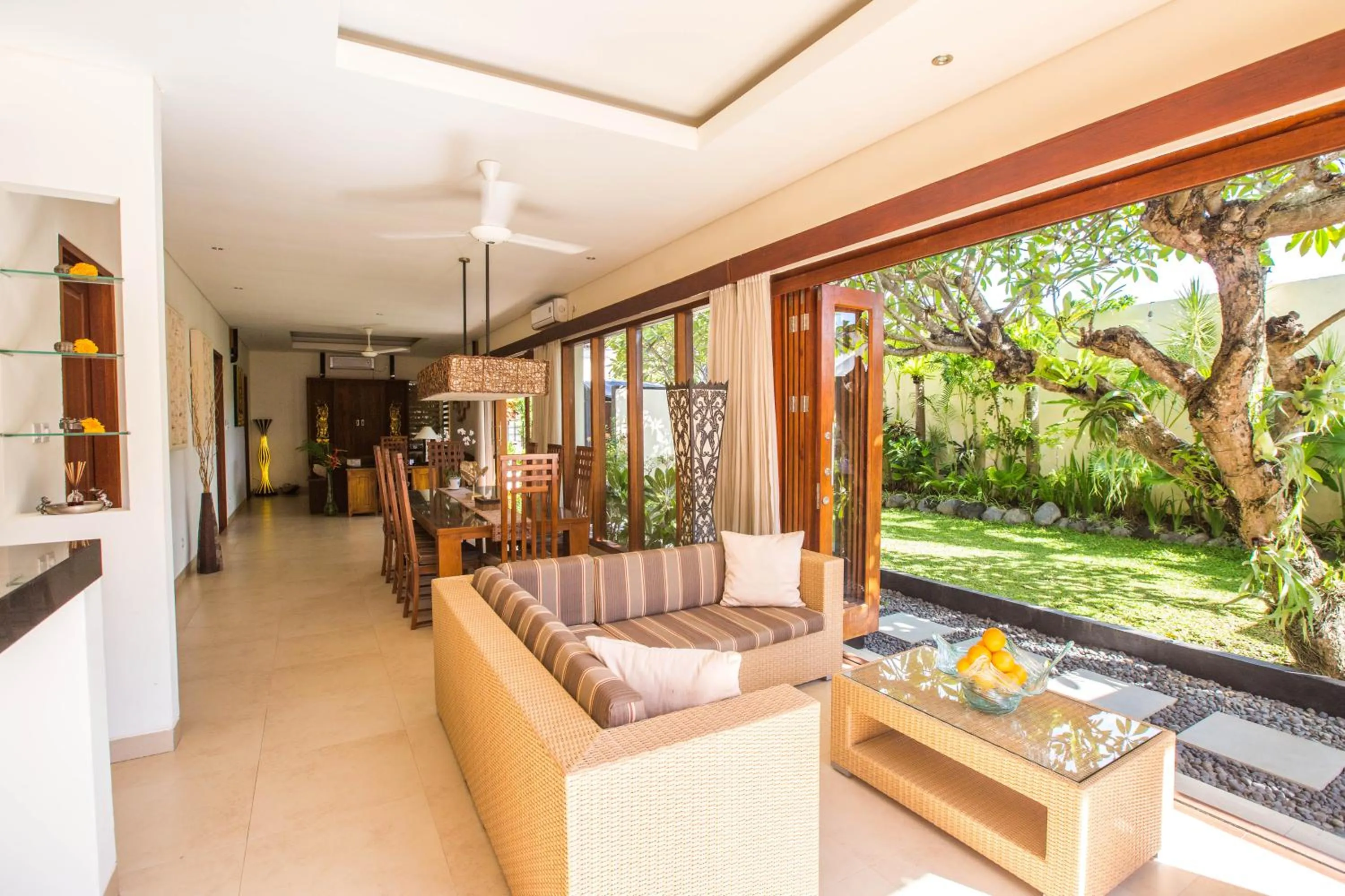 Garden in Villa Seriska Dua Sanur with Private Pool