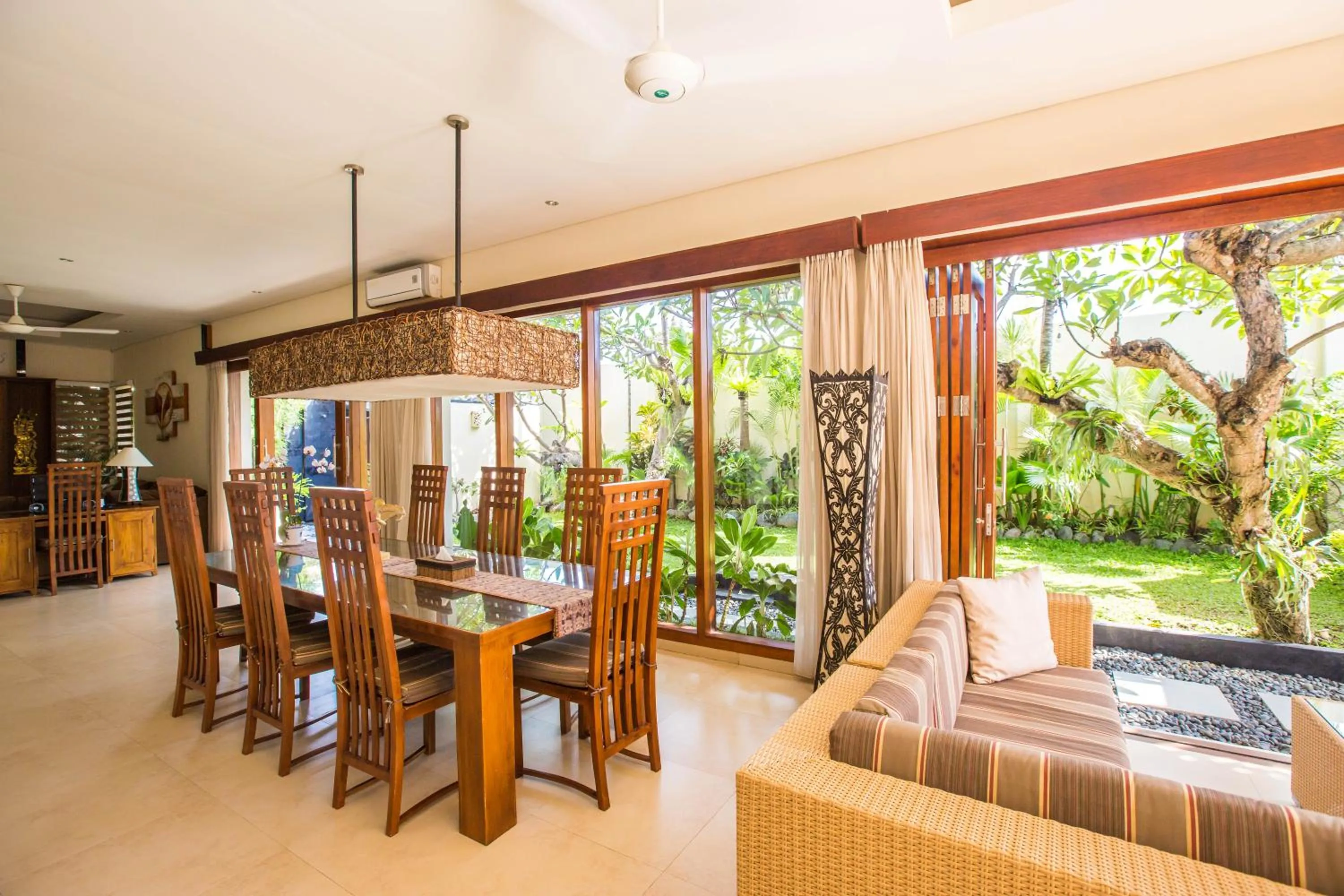 Garden view in Villa Seriska Dua Sanur with Private Pool