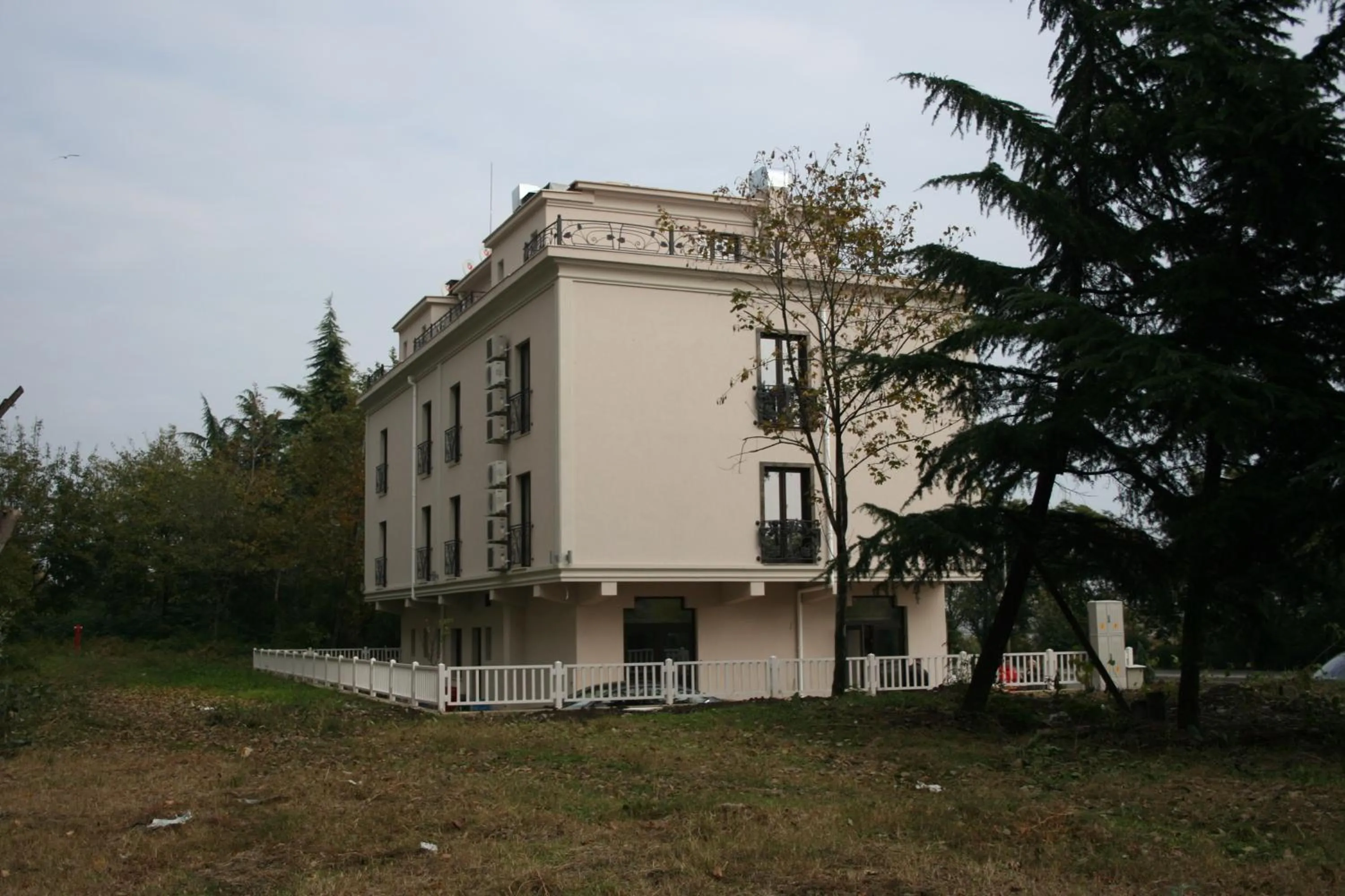 Facade/entrance in Milano Hotel