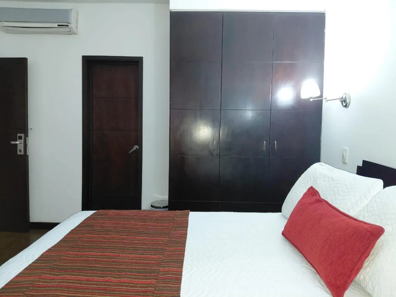 Bedroom, Bed in HBCF Hotel Boutique Casa Farallones de Santiago de Cali