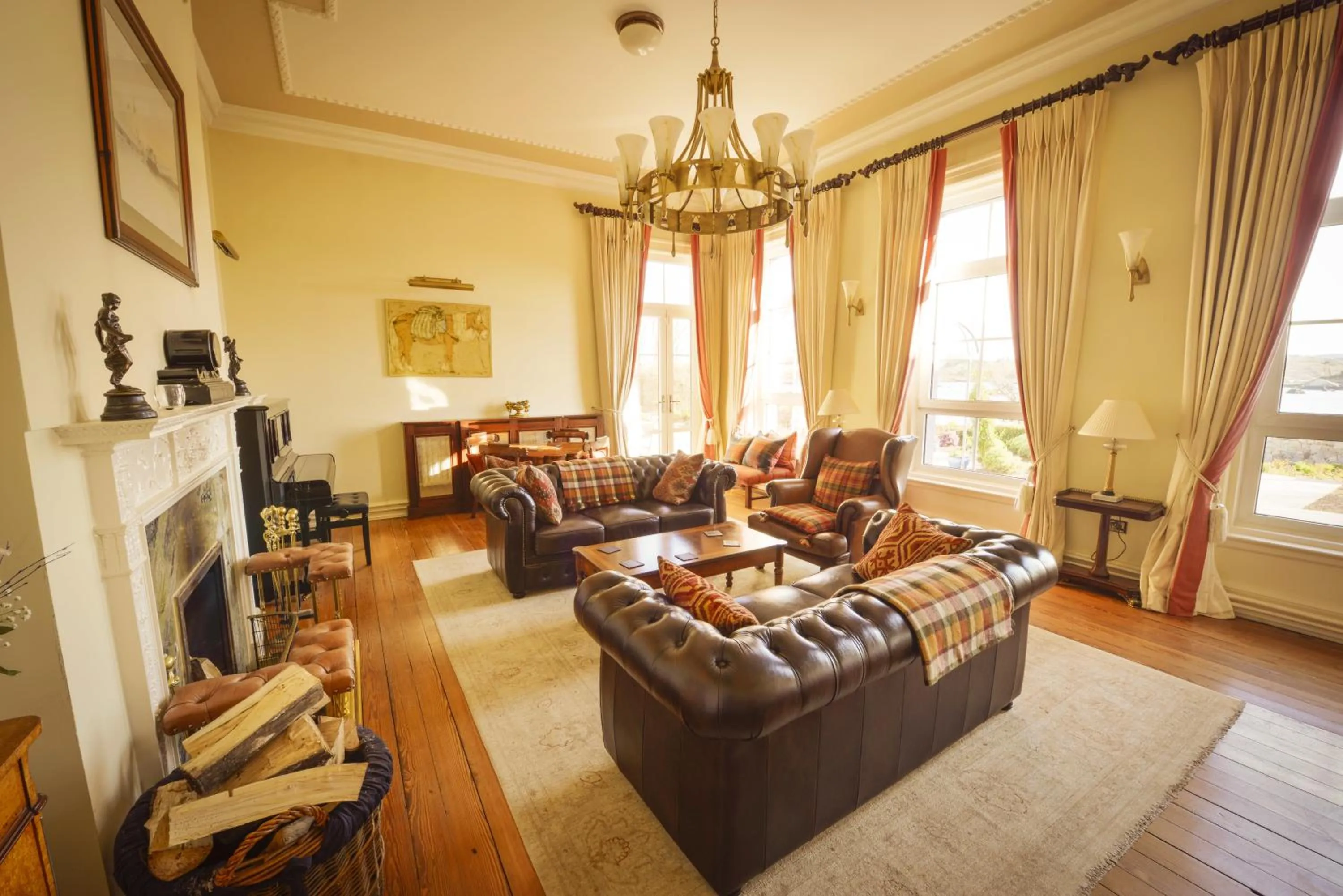 Day in Screebe House