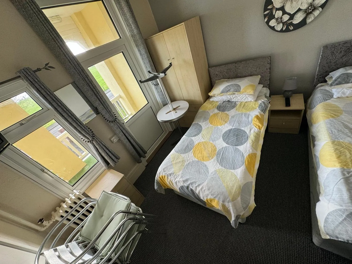 Bedroom, Bed in Cambria Hotel