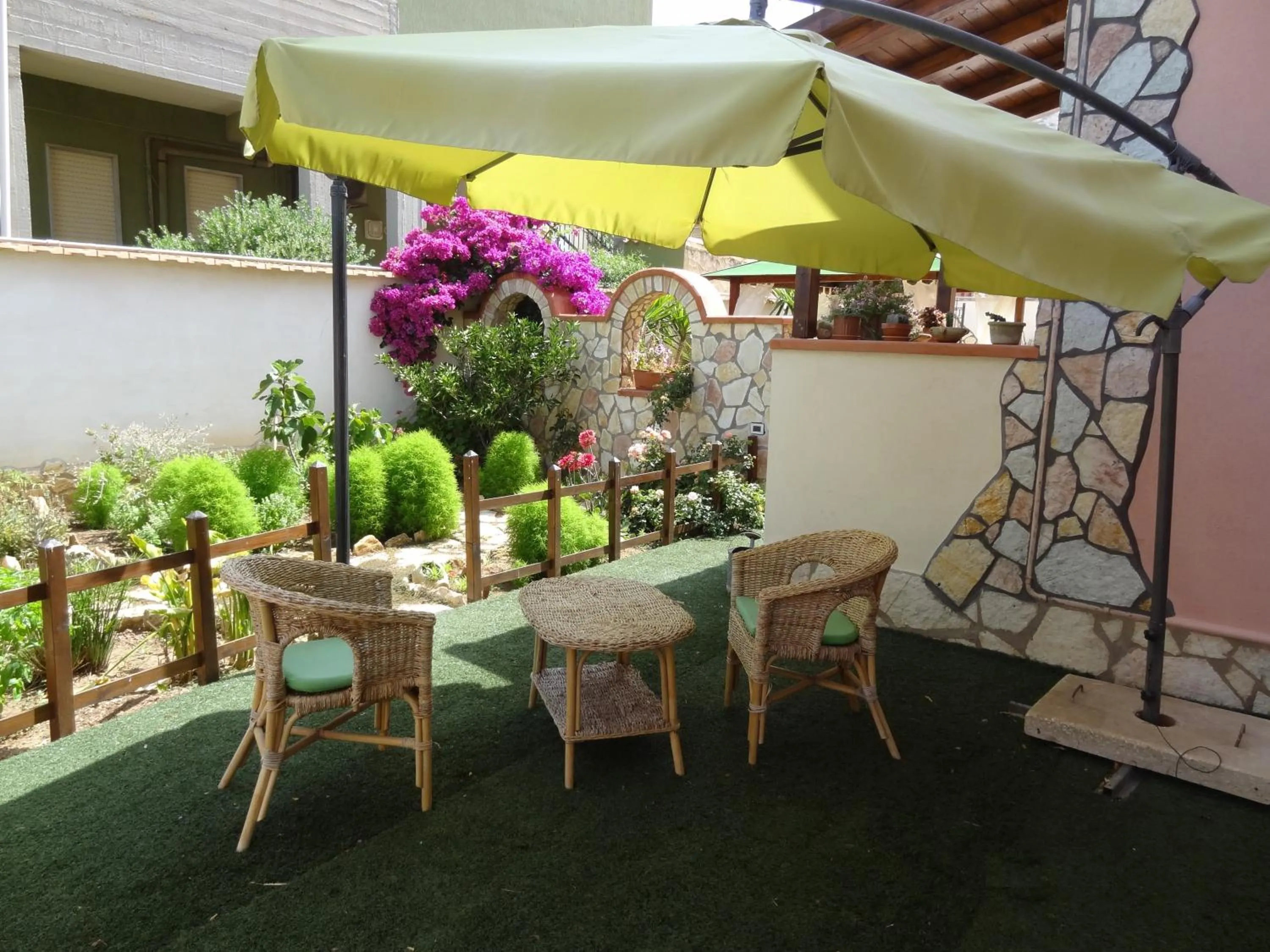 Garden in Il Giardino del Sole - Erice mare