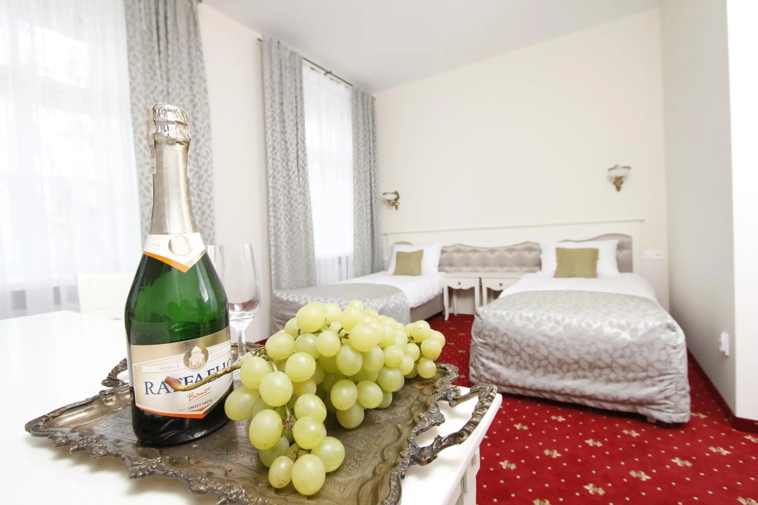 Decorative detail, Bed in Lawendowy Dworek