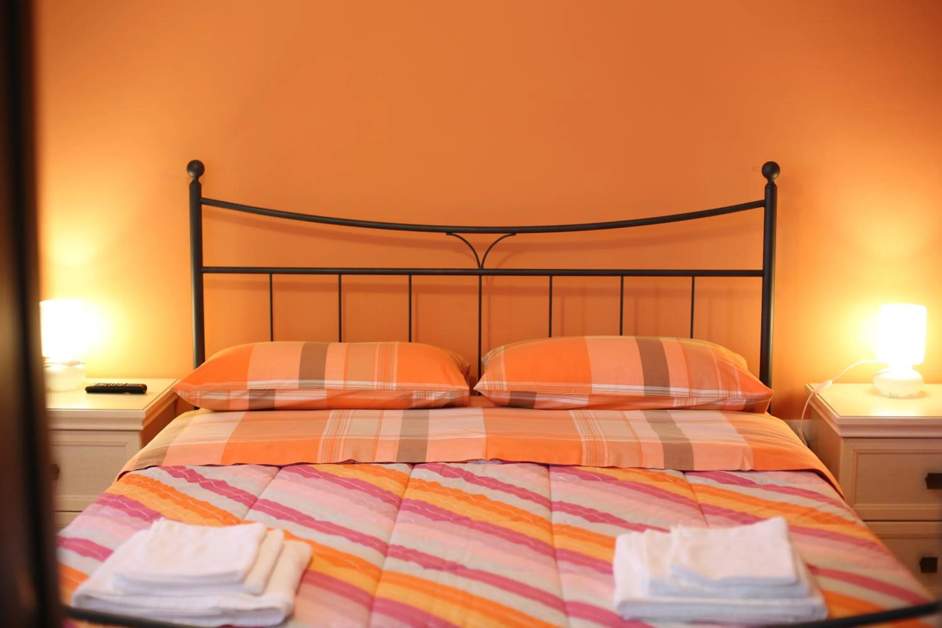 Decorative detail, Bed in B&B Il Tiglio