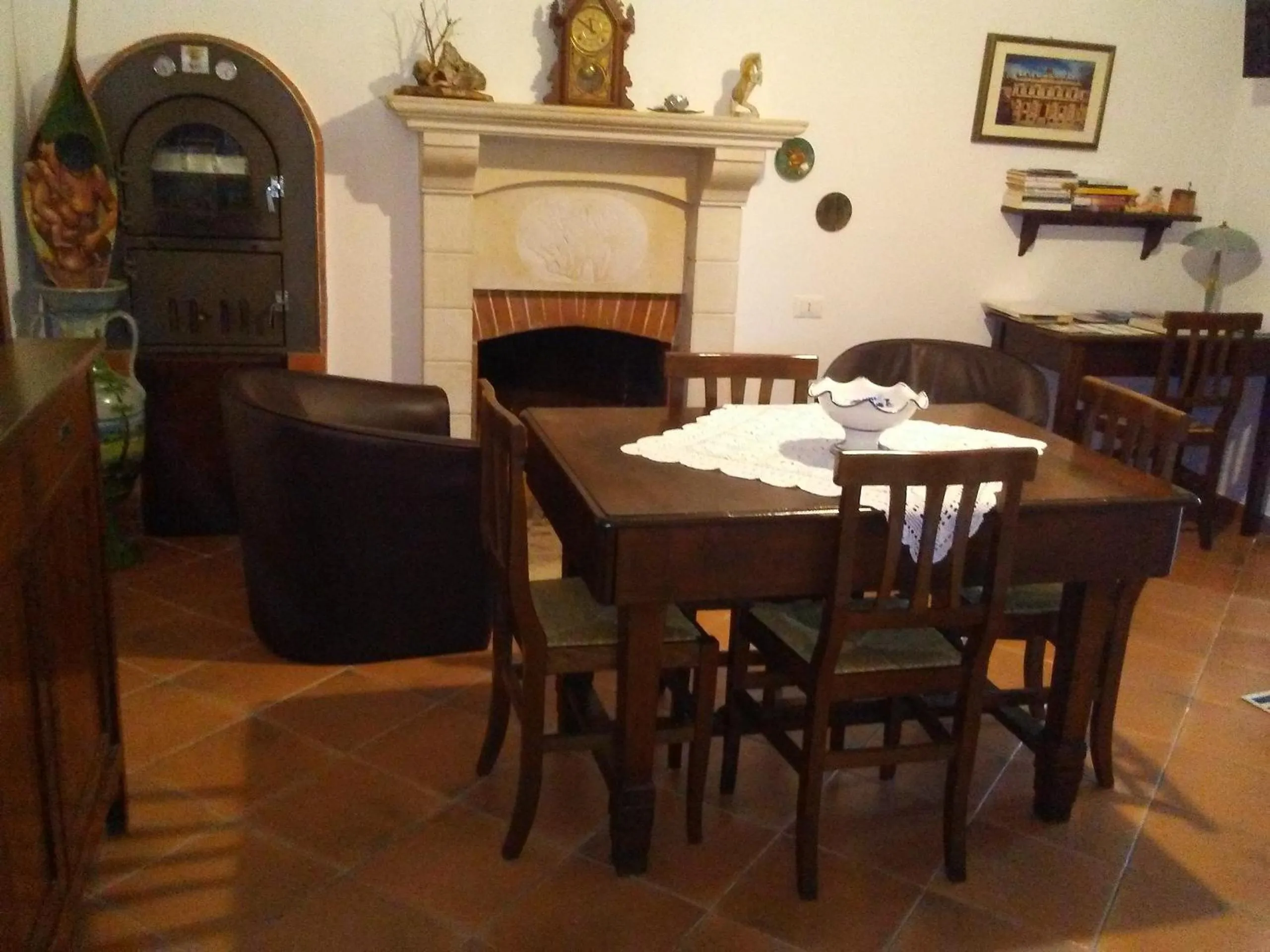 Communal lounge/ TV room in B&B Il Tiglio