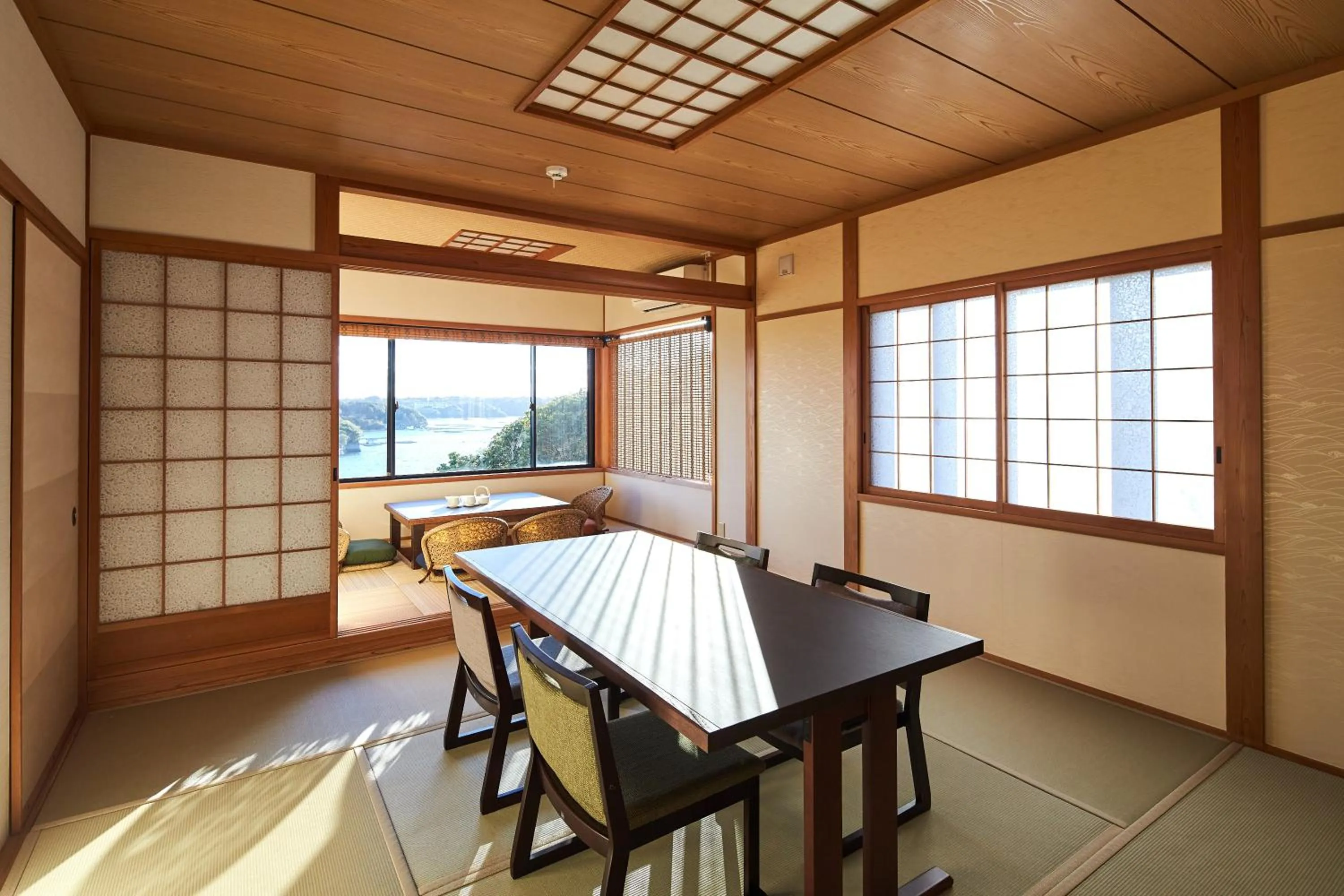 Dining area in Villa Ryusei