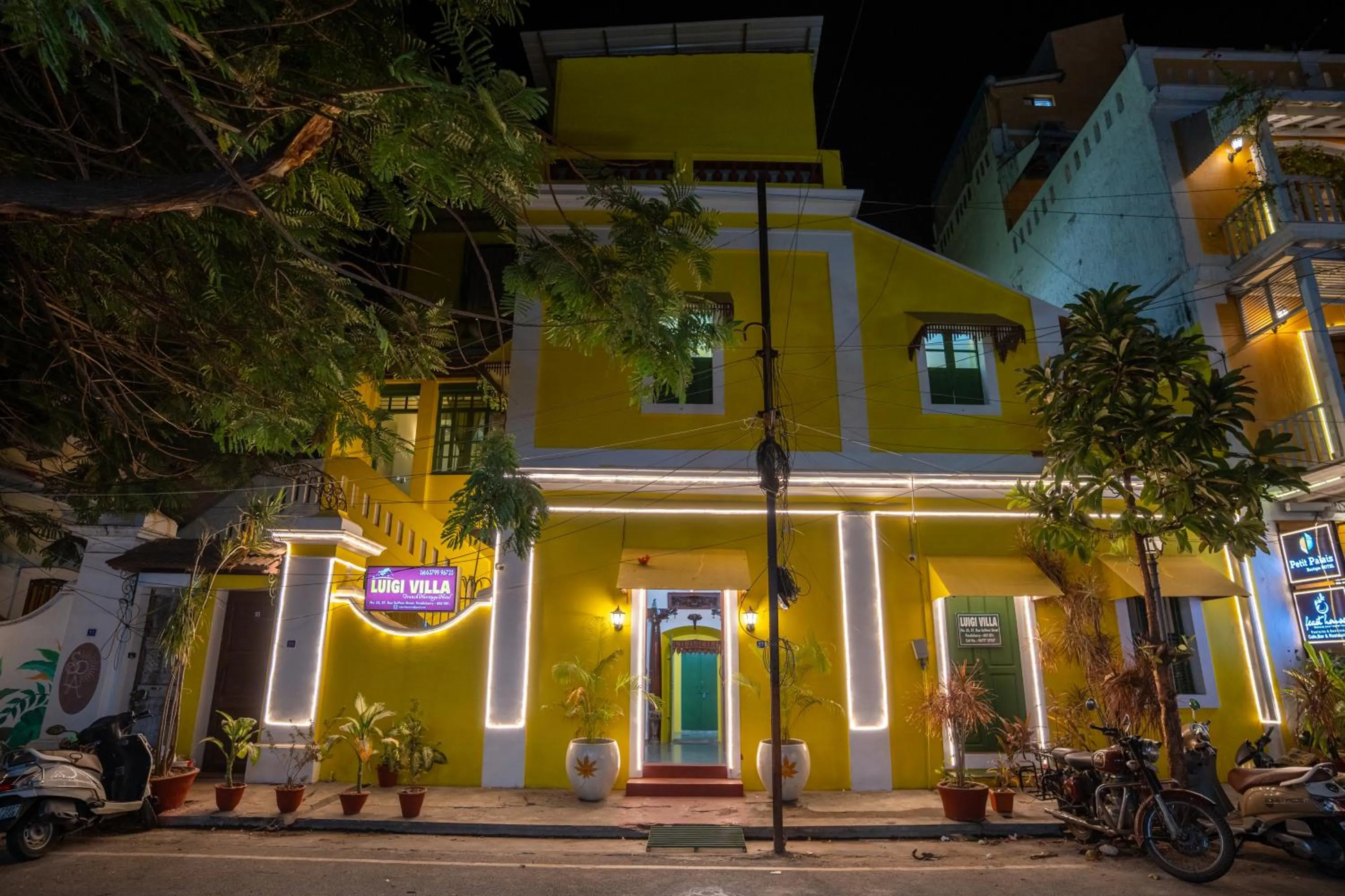 Property building in Luigi Villa