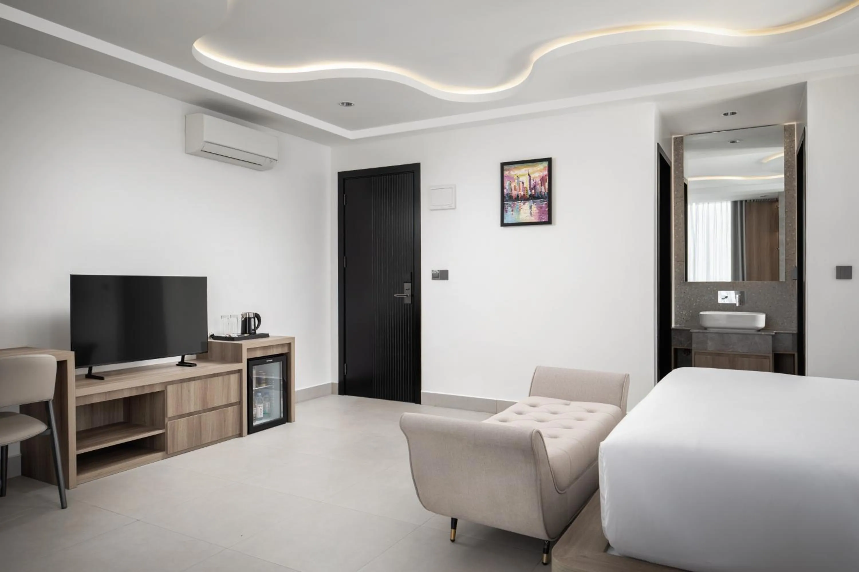 TV and multimedia, Bed in Chaiya Palace Hotel