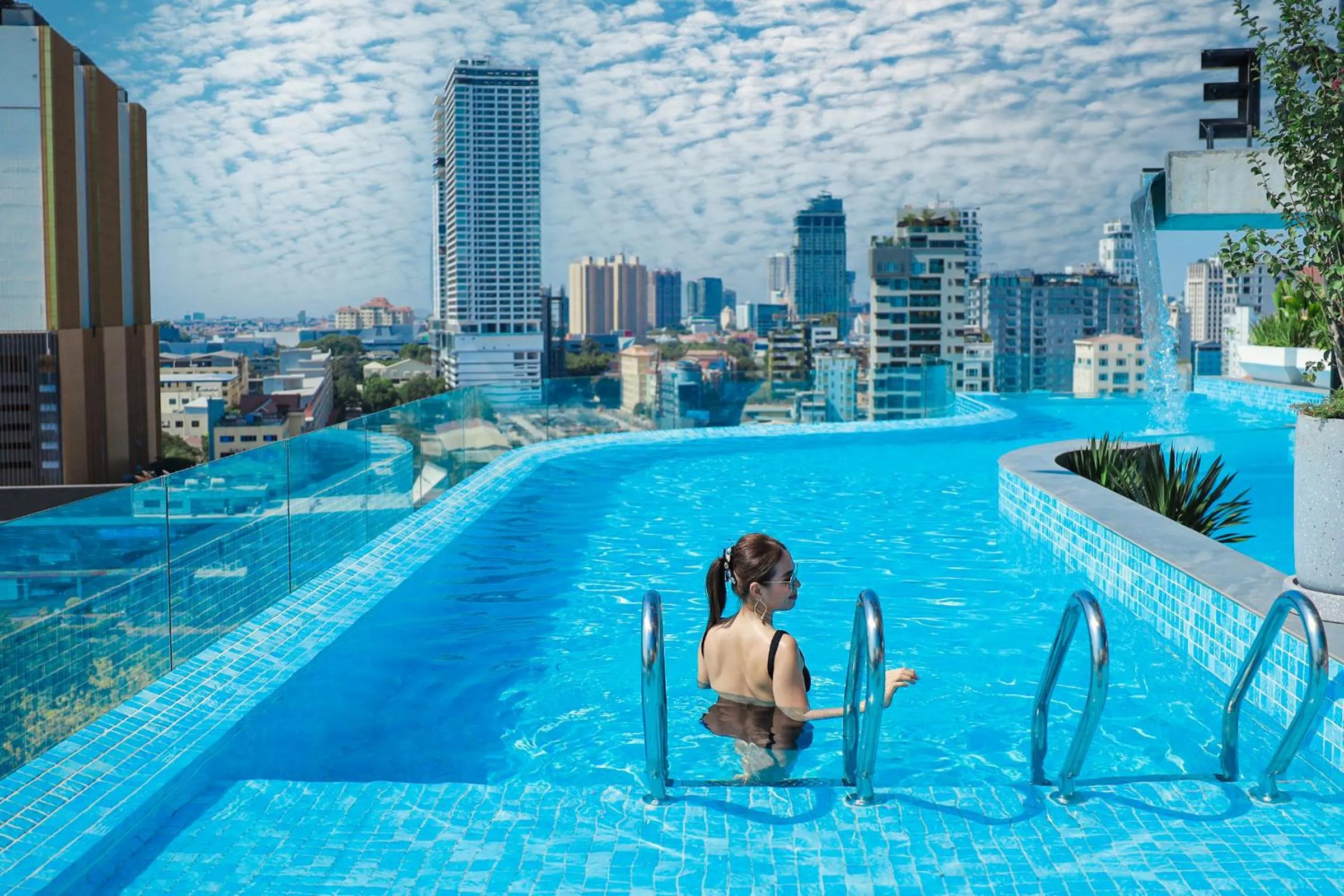 Day in Chaiya Palace Hotel