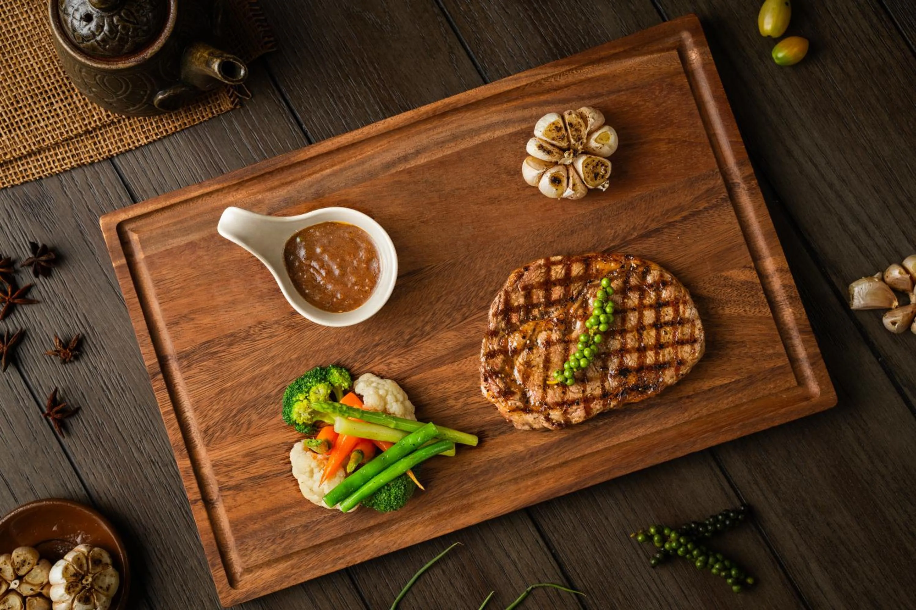 Food in Chaiya Palace Hotel