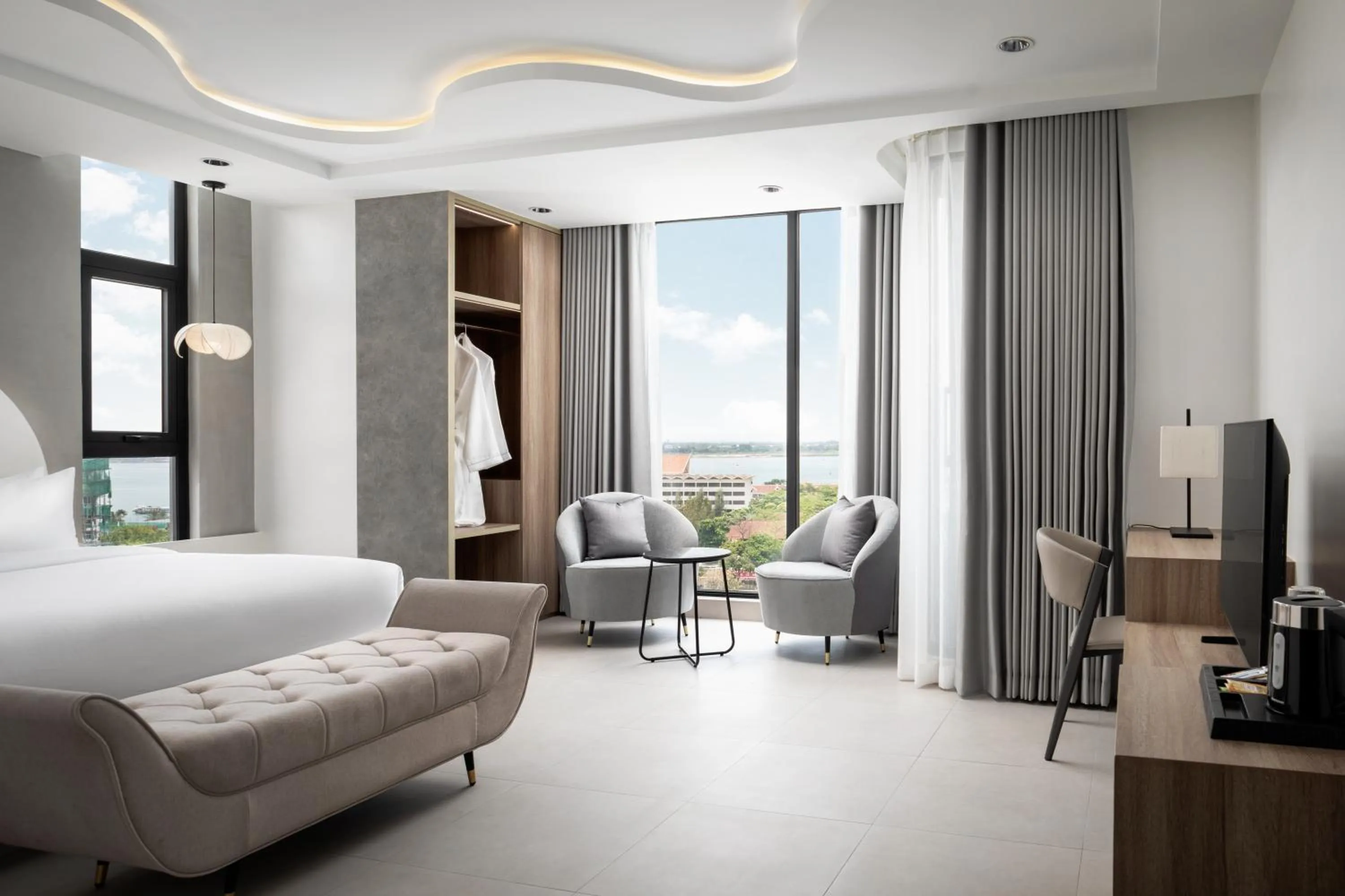 Bed in Chaiya Palace Hotel