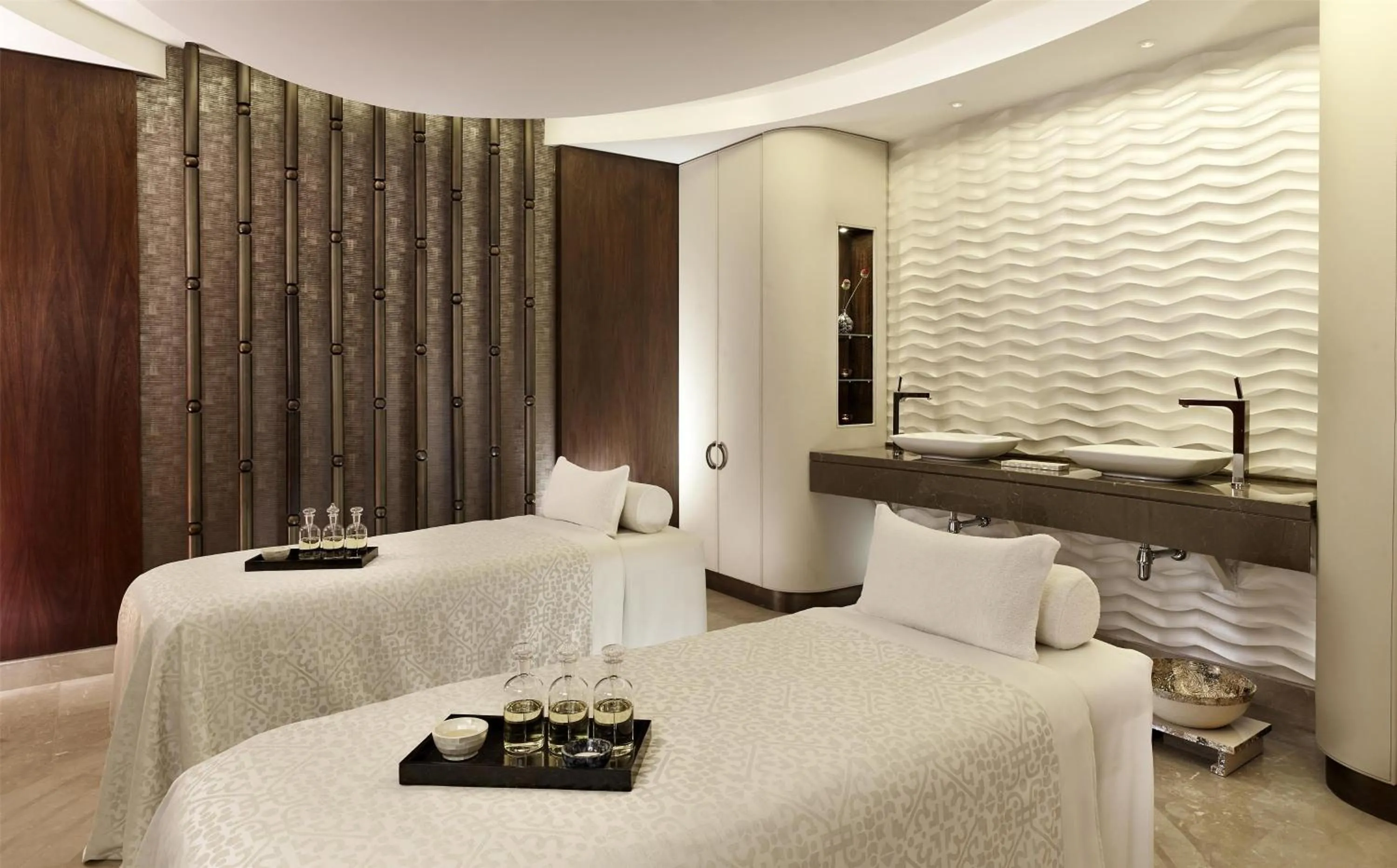 Spa and wellness centre/facilities, Bed in Hyatt Regency Istanbul Atakoy