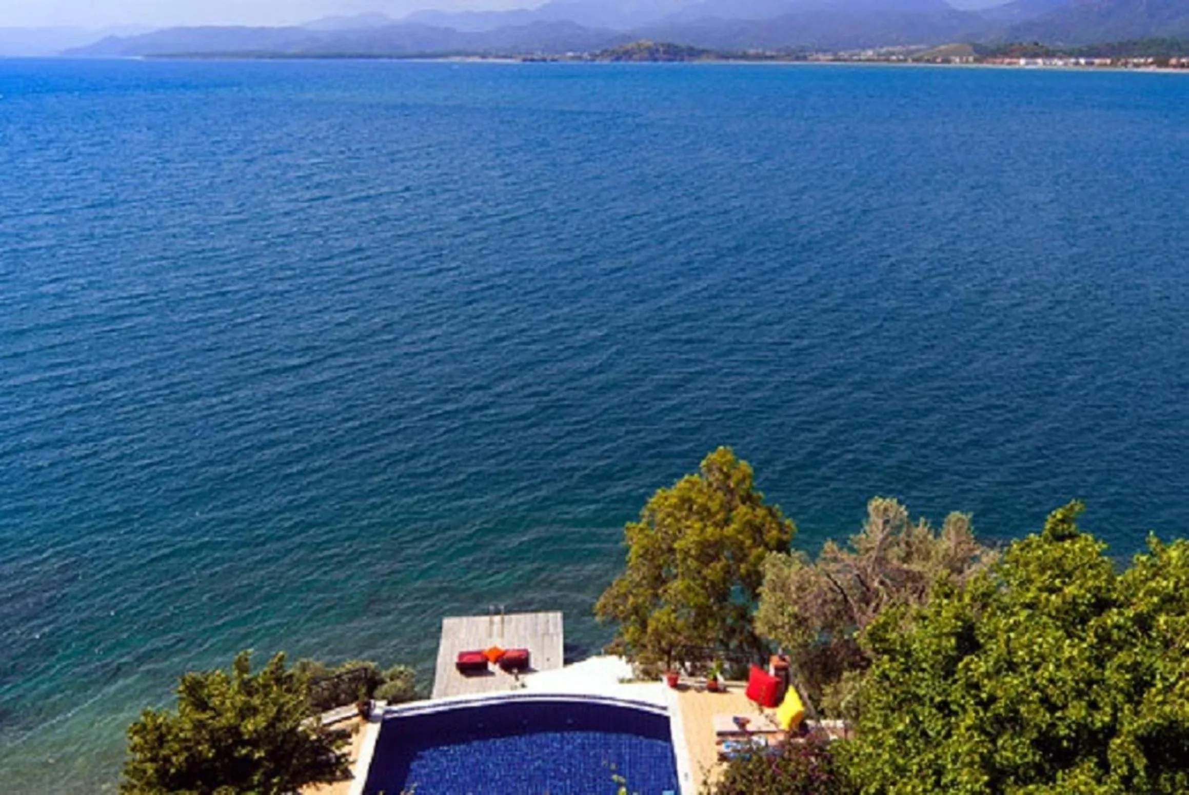 Beach in Ece Hotel Sovalye Island