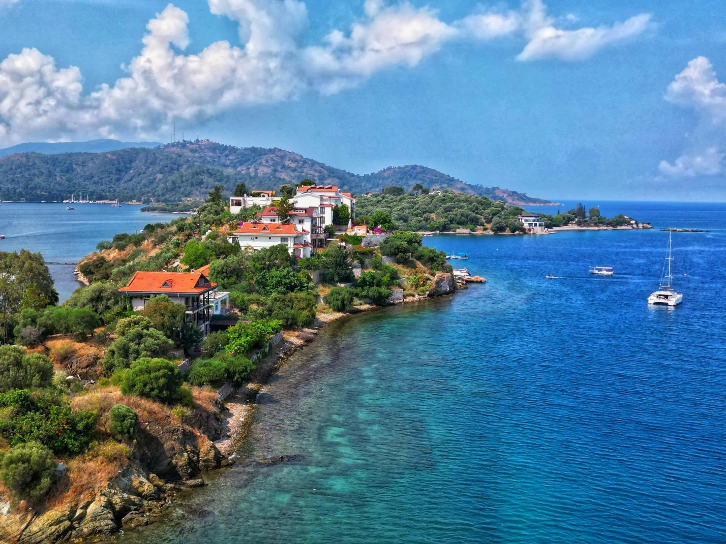 Beach in Ece Hotel Sovalye Island