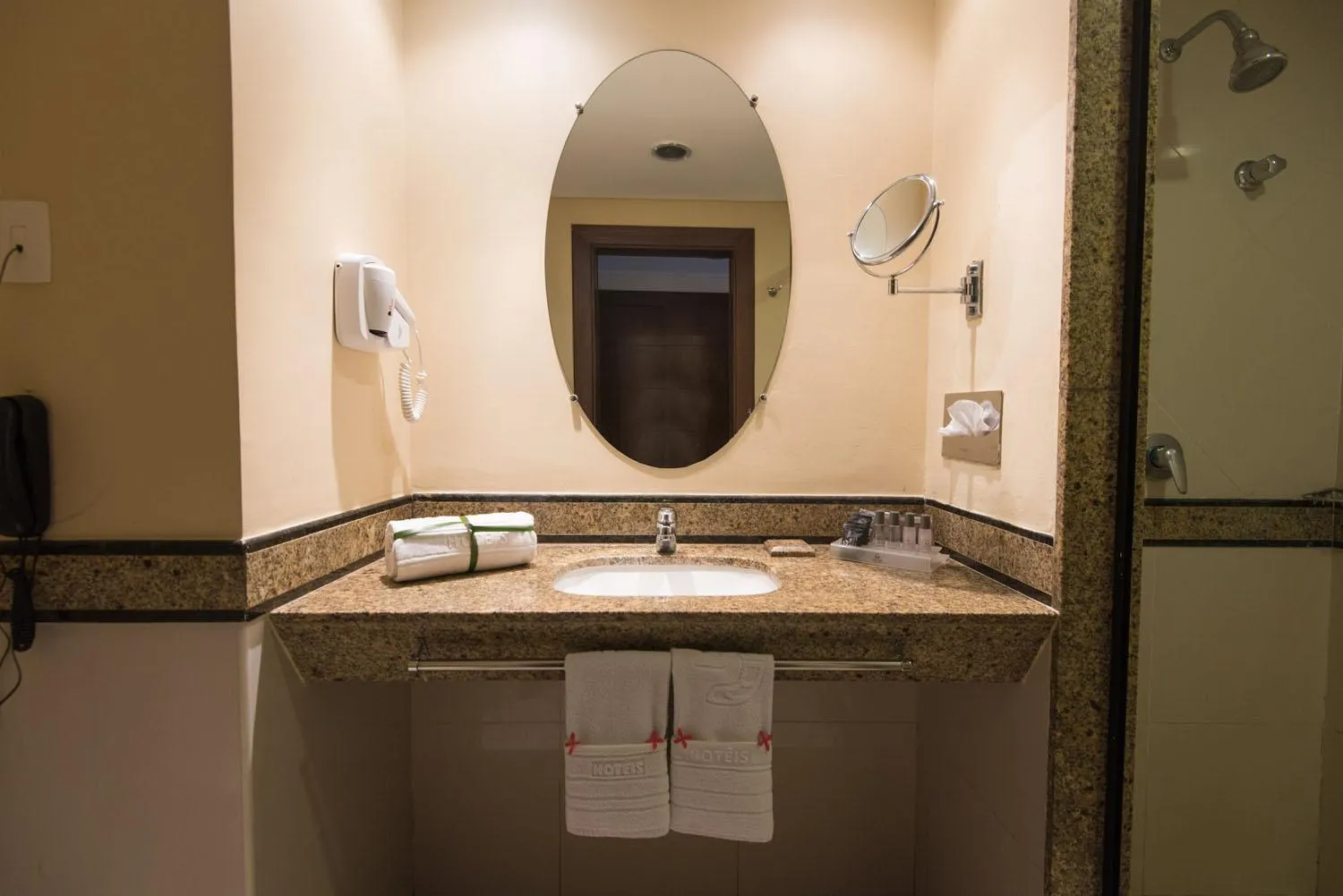 Bathroom in Vila Galé Resort Marés - All Inclusive