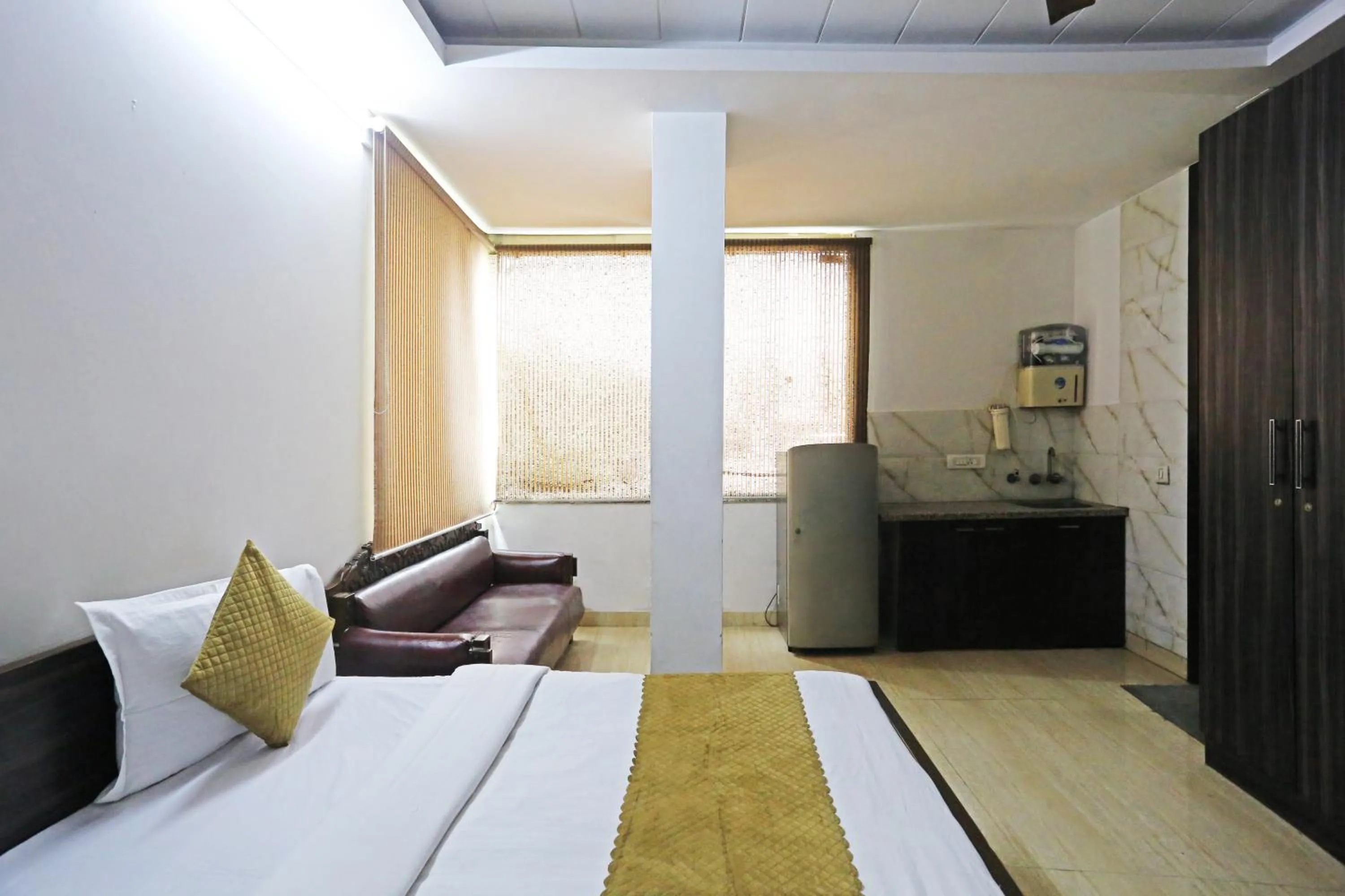Bed in Mauryan Elite Hotel Lajpat Nager