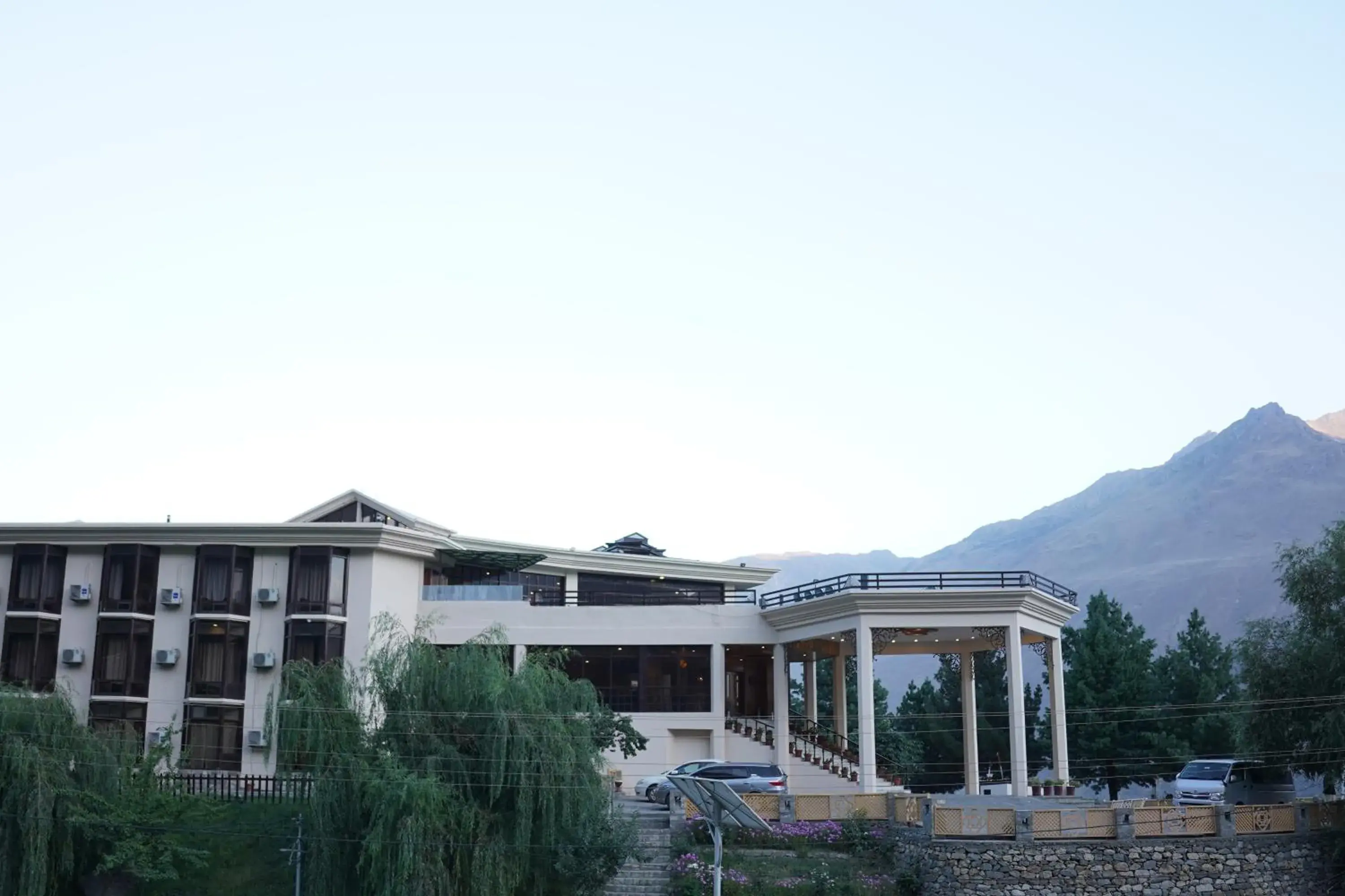 Hunza Darbar Hotel Hunza Darbar Hotel