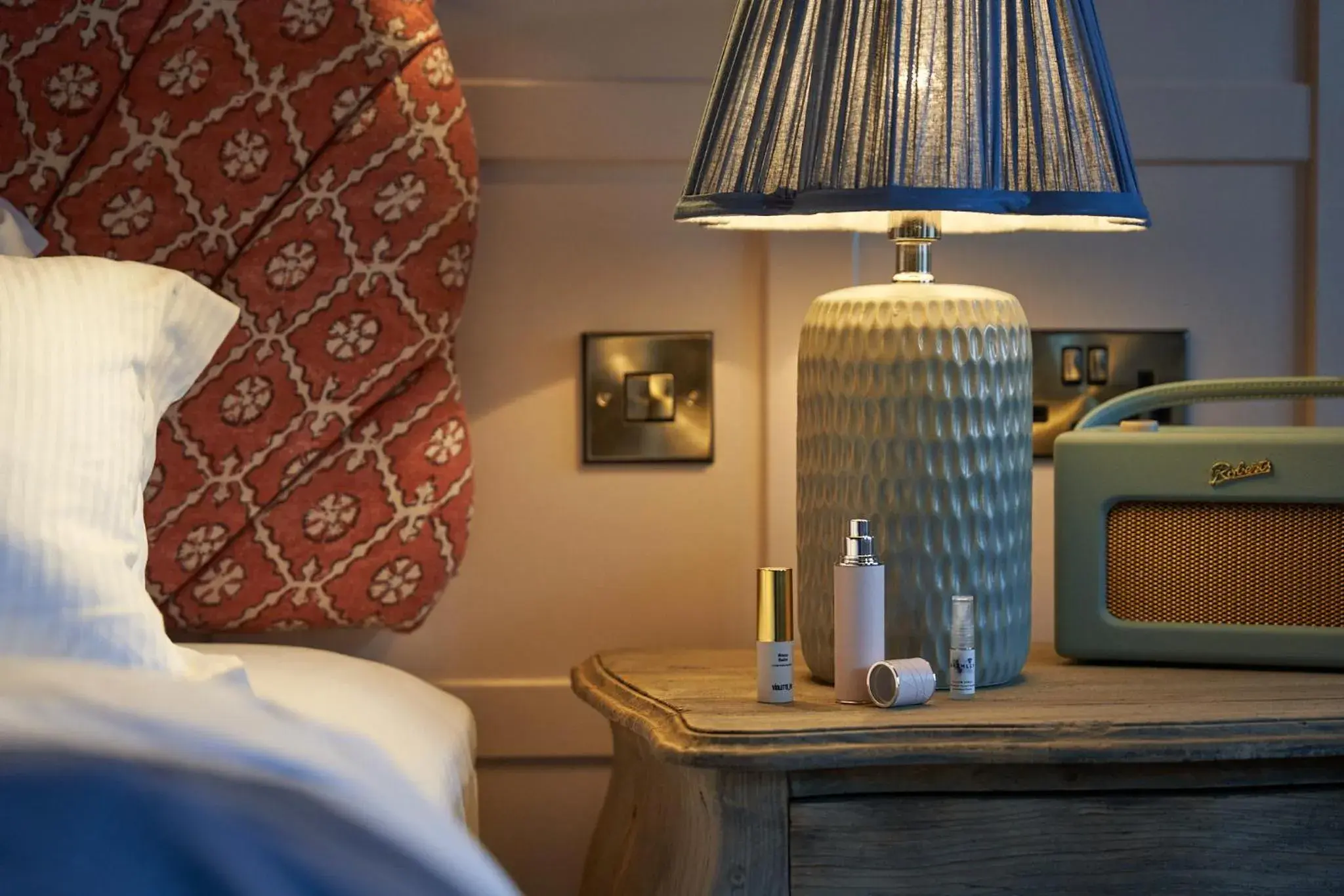 Accessible in The White Horse - A Heartwood Inn Accessible in The White Horse - A Heartwood Inn