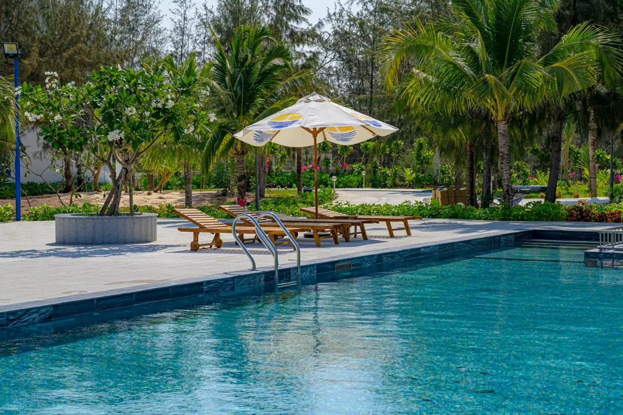 Garden in KIGI Beach Resort