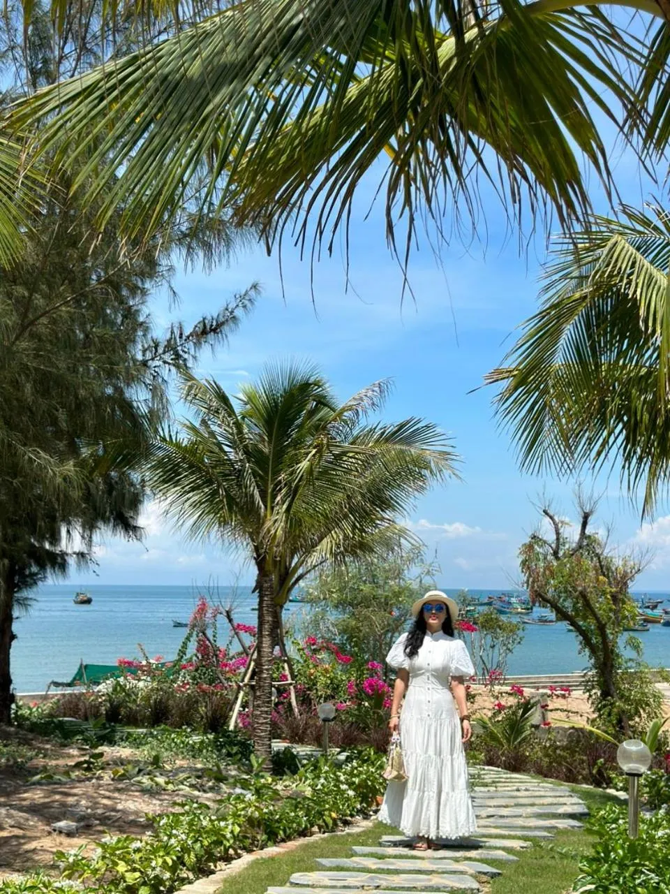 Day in KIGI Beach Resort