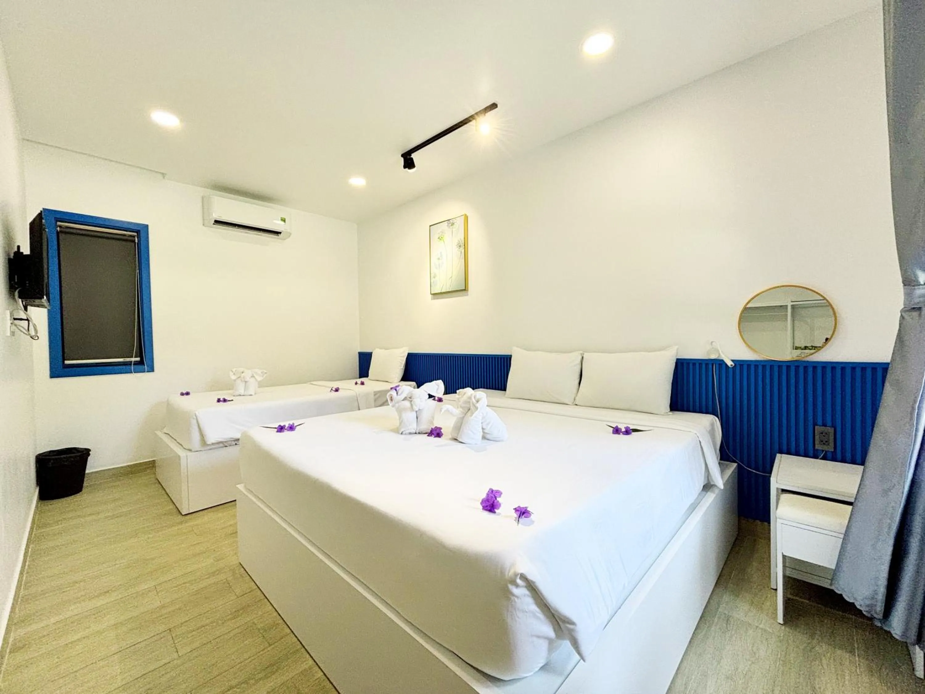 Bed in KIGI Beach Resort