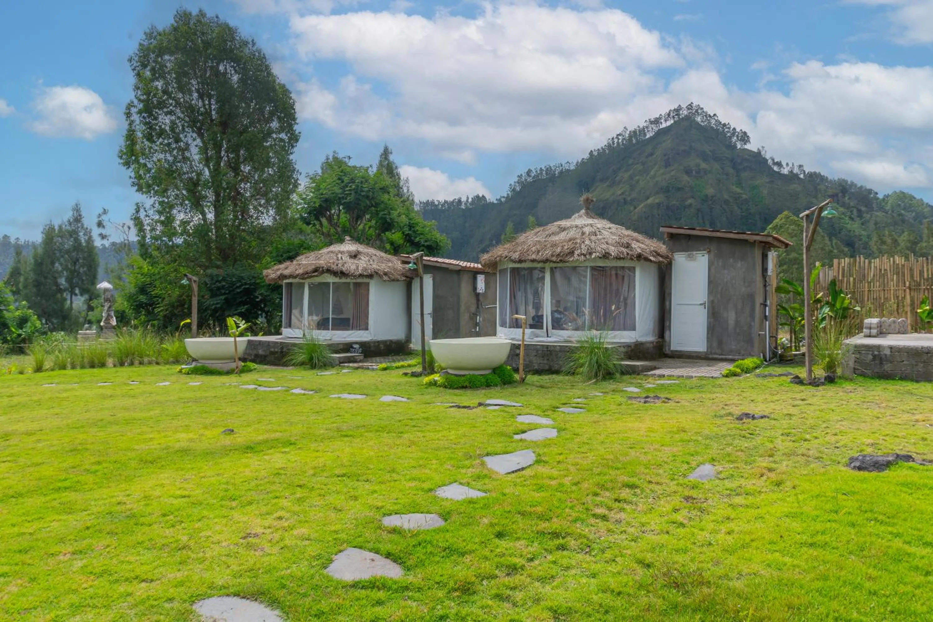 Property building in Polestay Glamping Kintamani