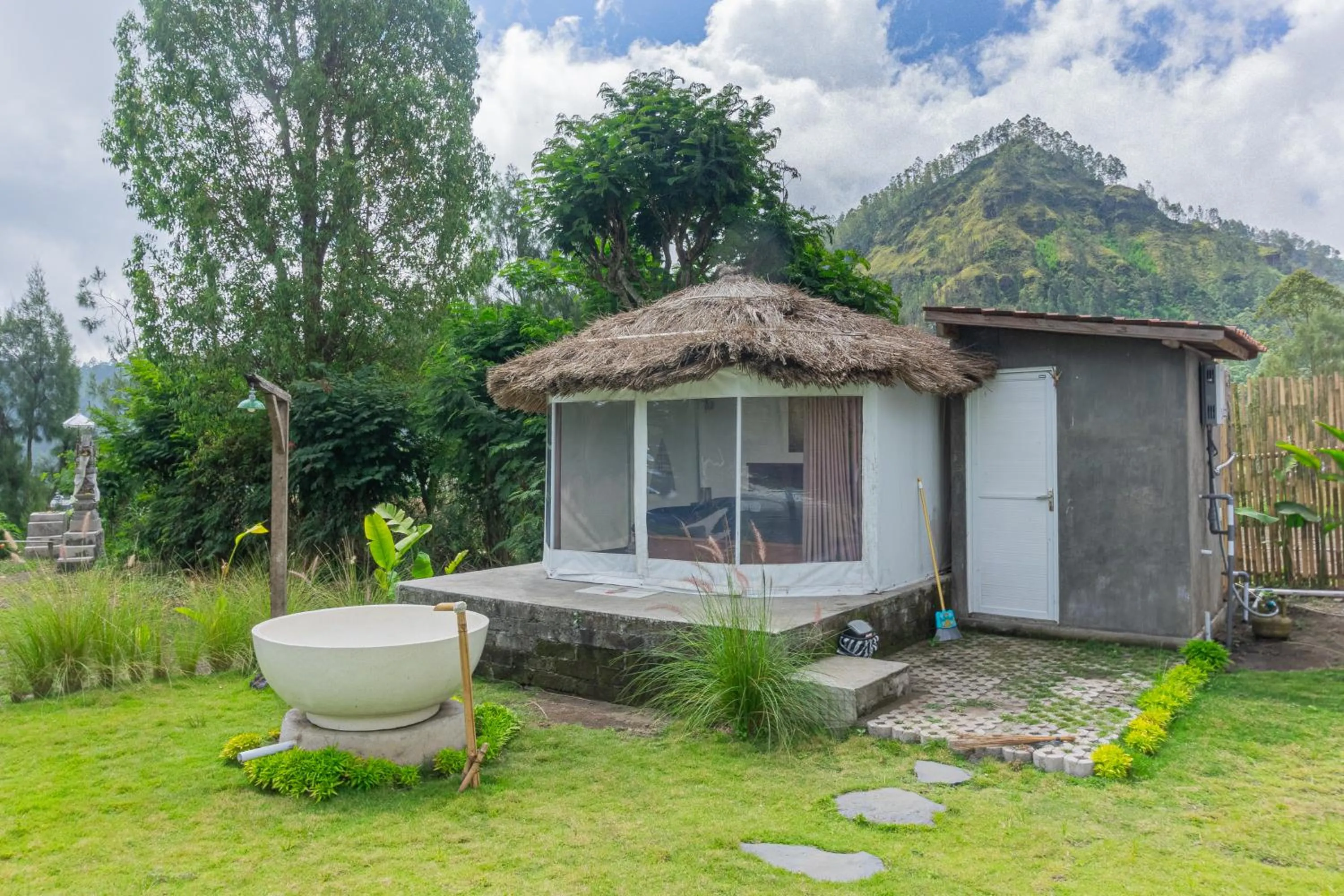 Property building in Polestay Glamping Kintamani