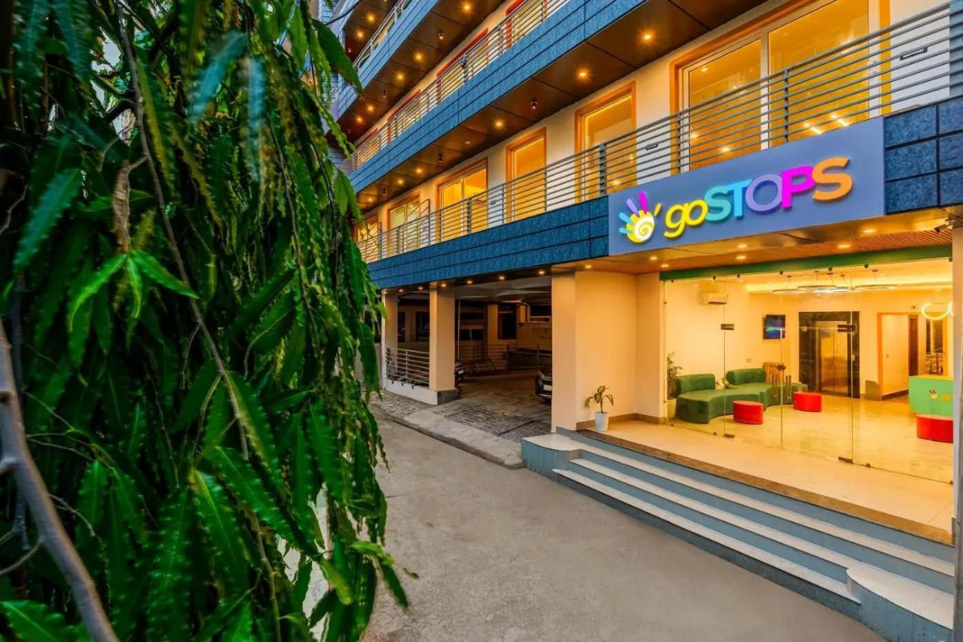 goSTOPS PLUS Rishikesh Tapovan