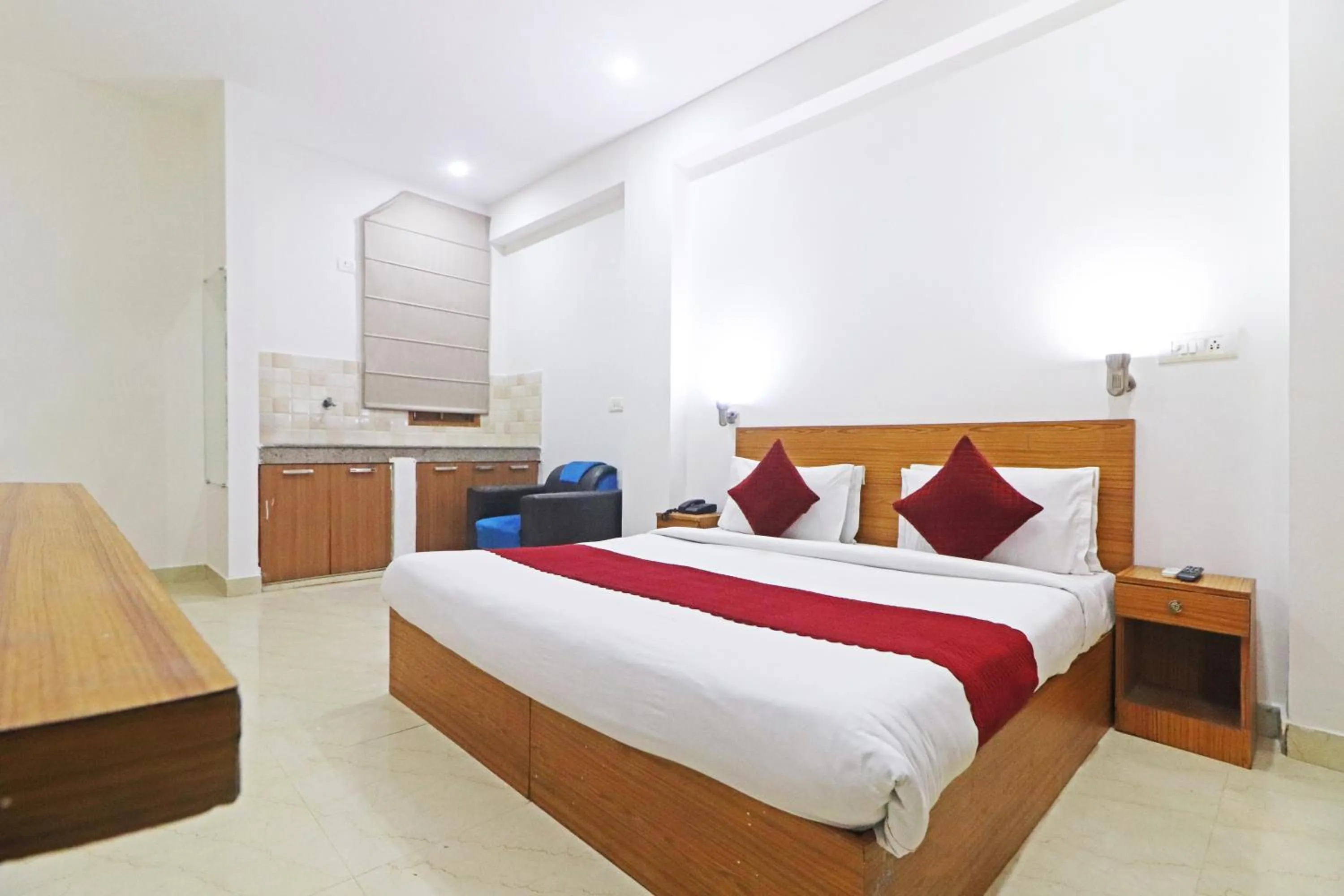 Bed in Mauryan Elite Hotel Chhatarpur Metro Station