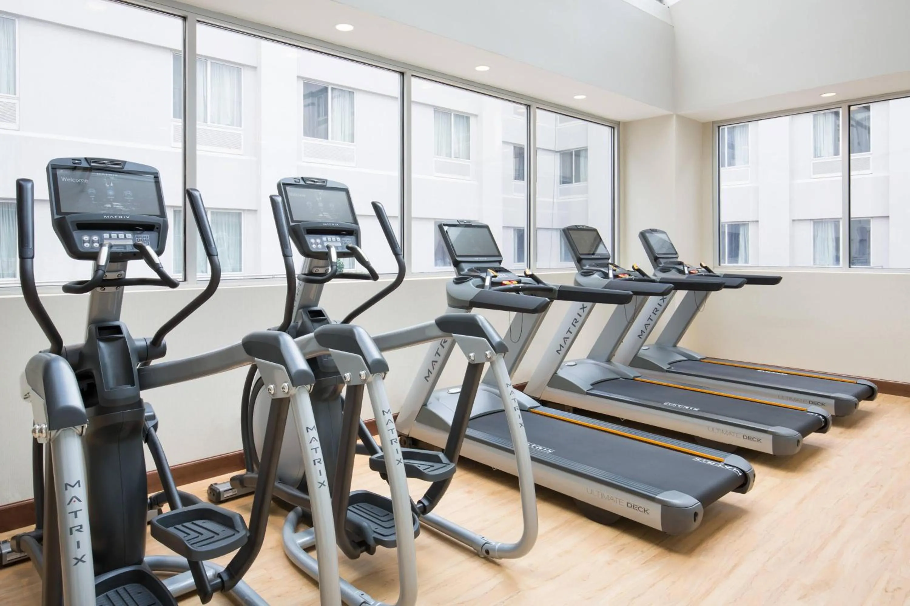 Fitness centre/facilities in AC Hotel Chicago Downtown