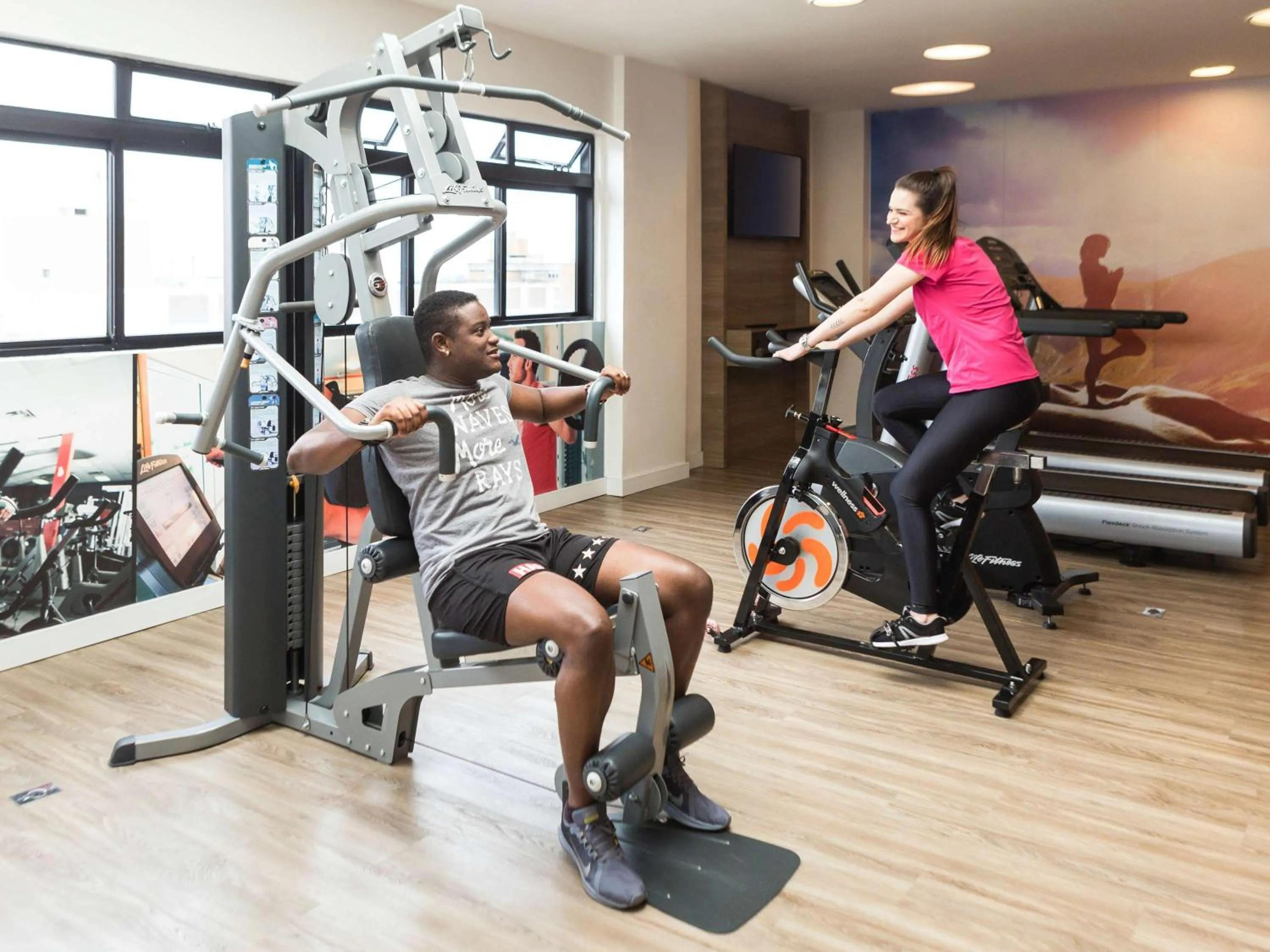 Fitness centre/facilities in Mercure Curitiba 7 de Setembro