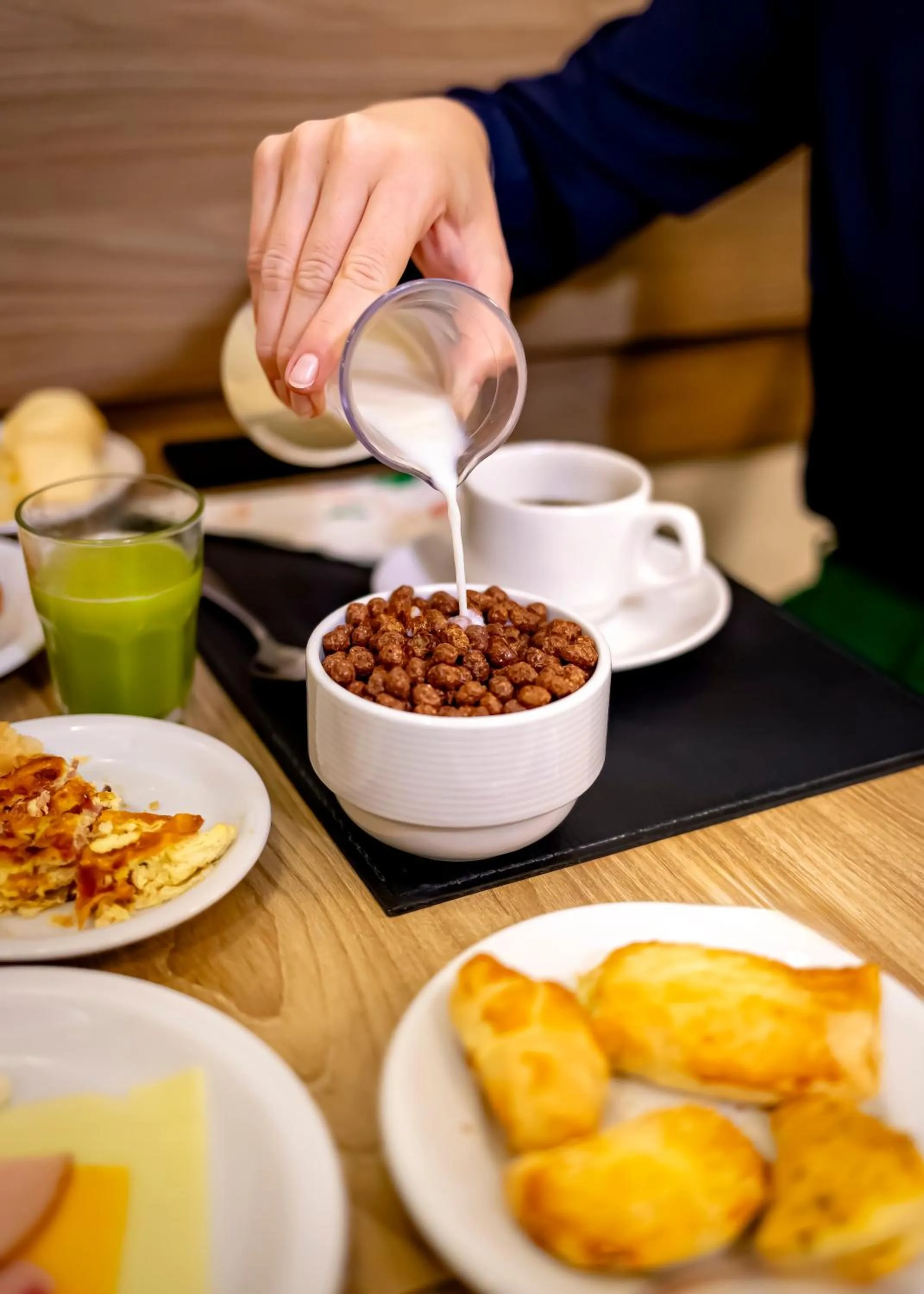 Breakfast in Mercure Curitiba 7 de Setembro