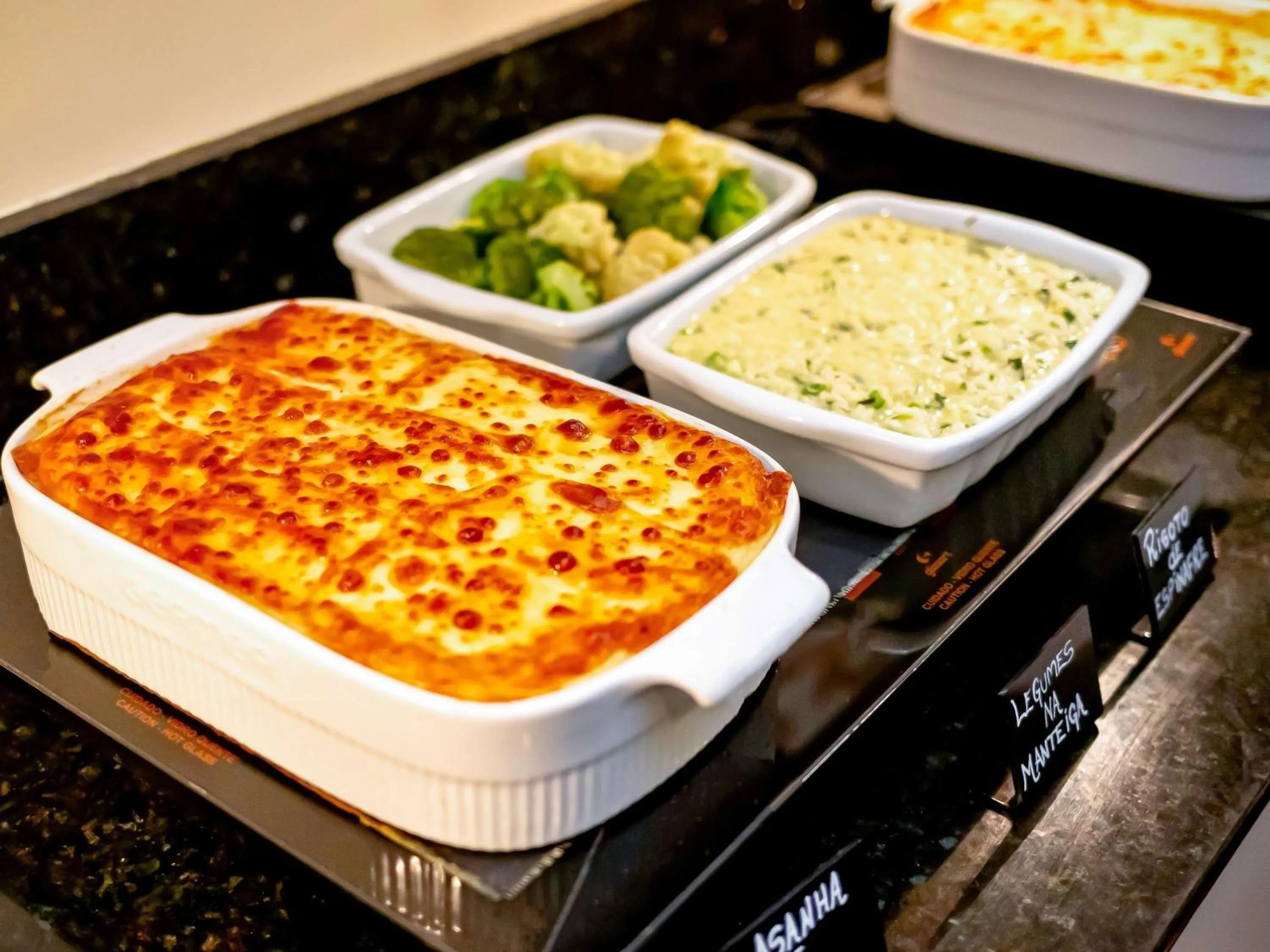 Restaurant/places to eat in Mercure Curitiba 7 de Setembro