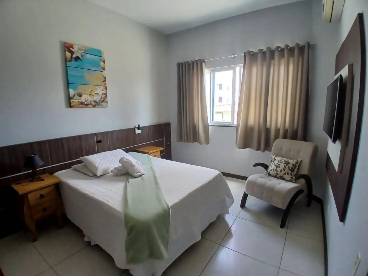 Bed in Miotto Executive Hotel