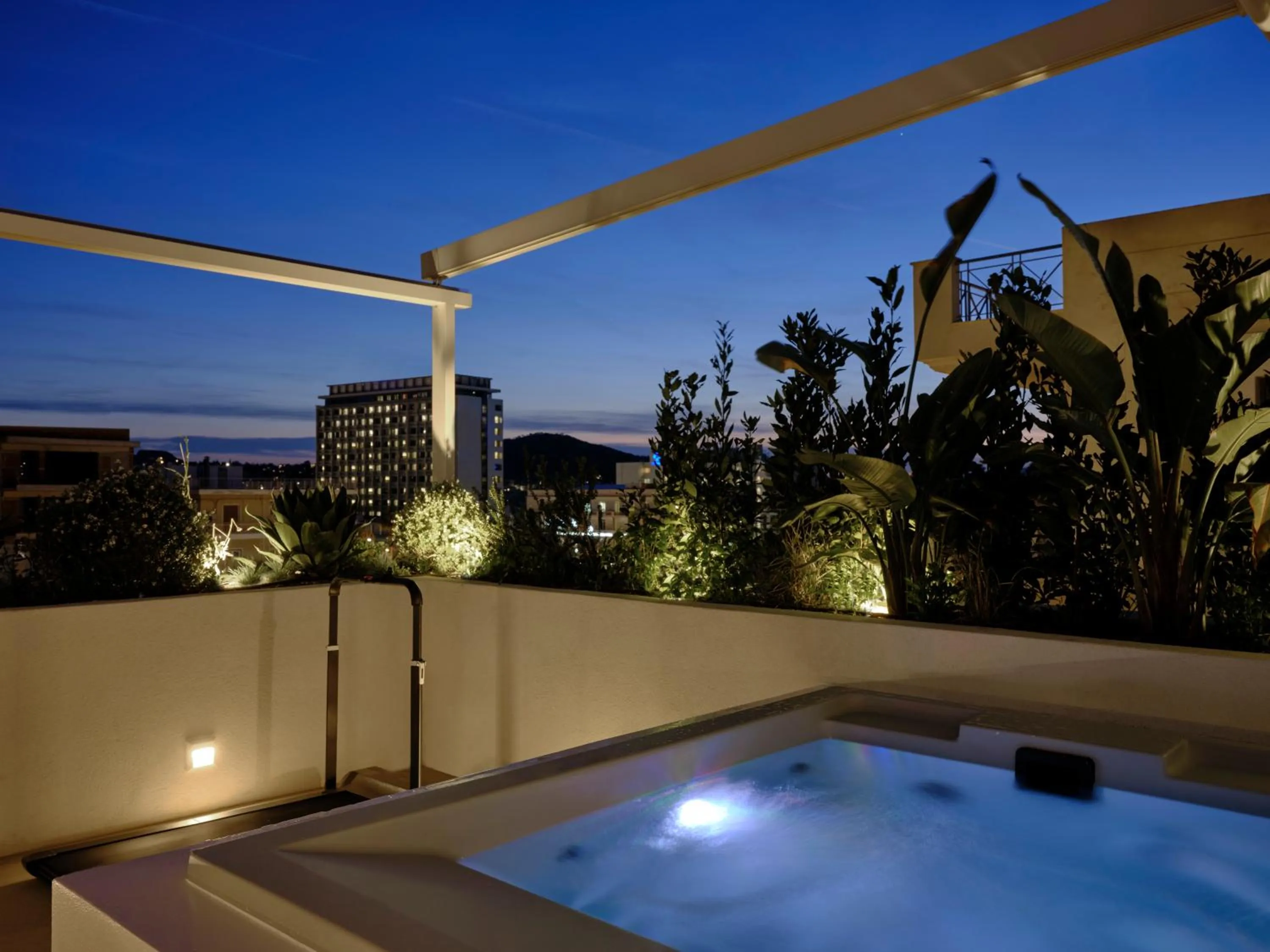 Patio in Bond Smart Living Suites