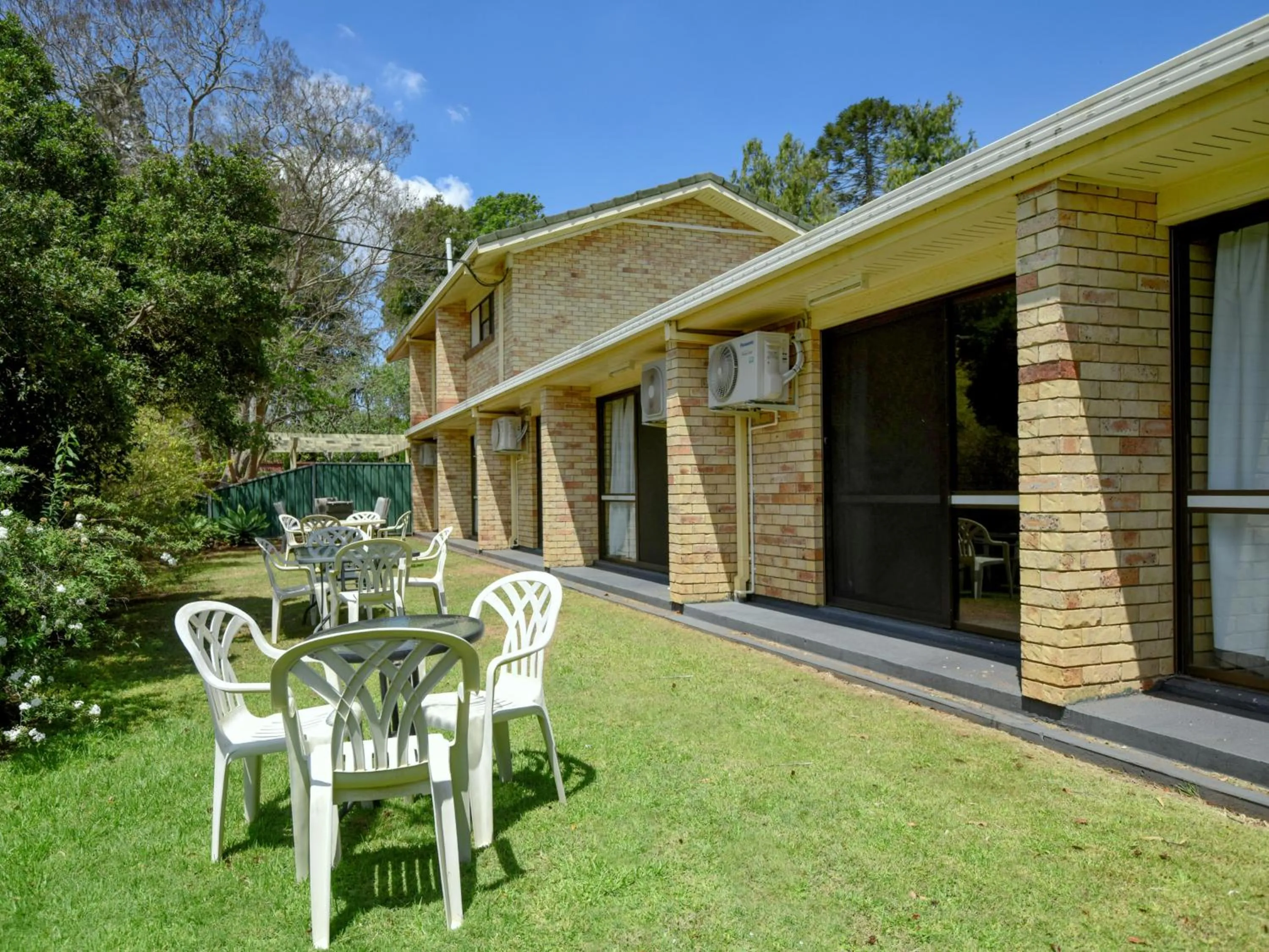 Seating area in Motel Glenworth