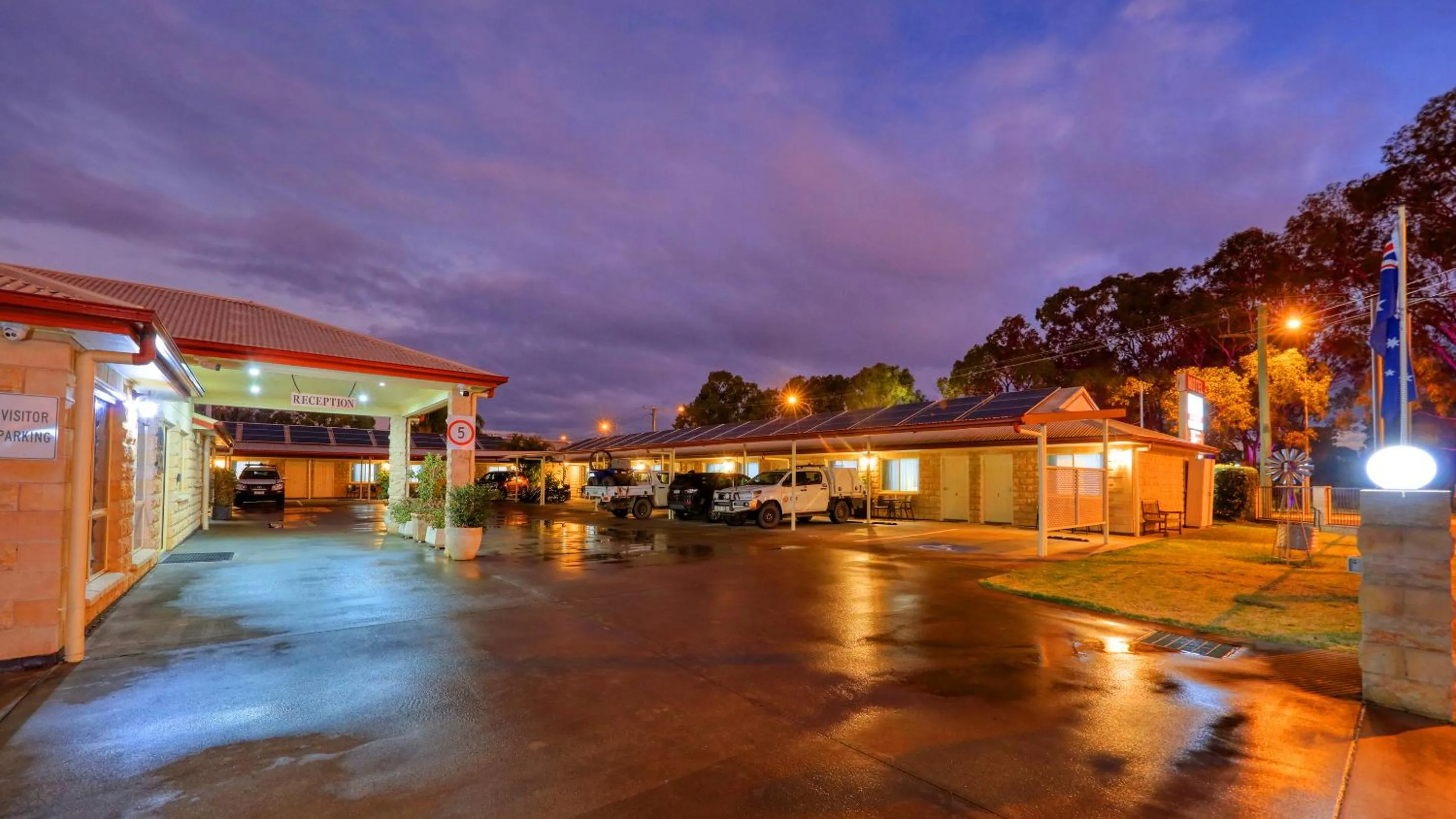 Property building in Chinchilla White Gums Motor Inn
