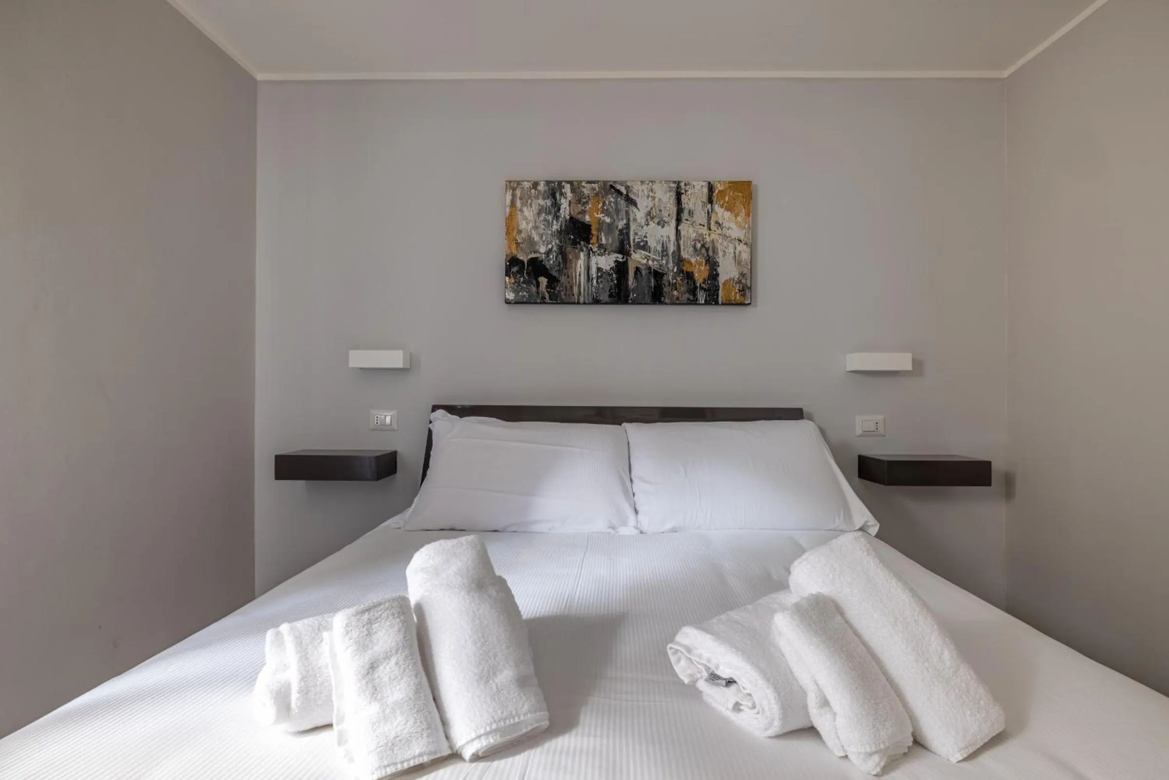 Photo of the whole room, Bed in Belli Suites Vatican Rome Guest House