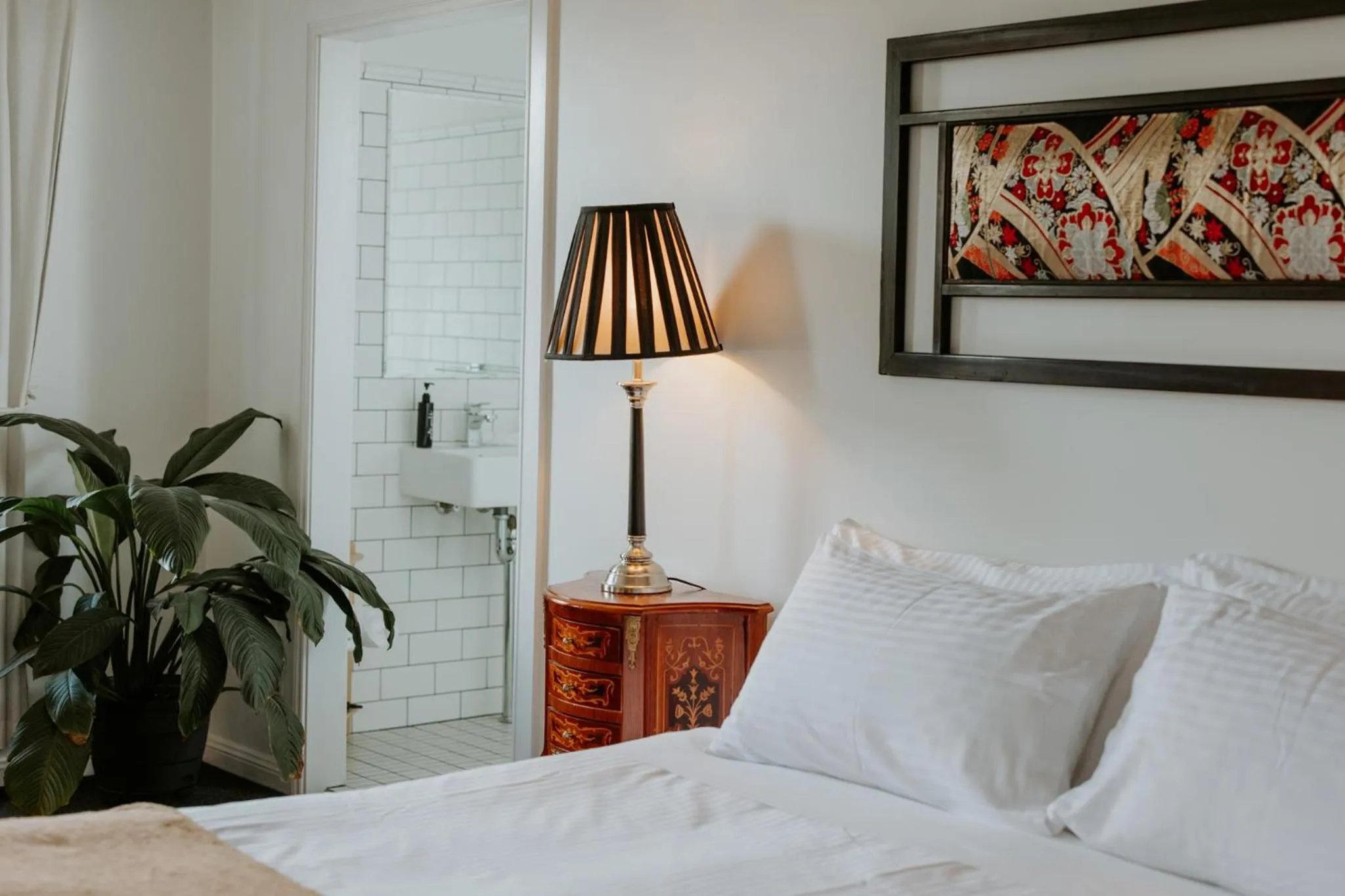 Photo of the whole room, Bed in The Bronte Boutique Hotel