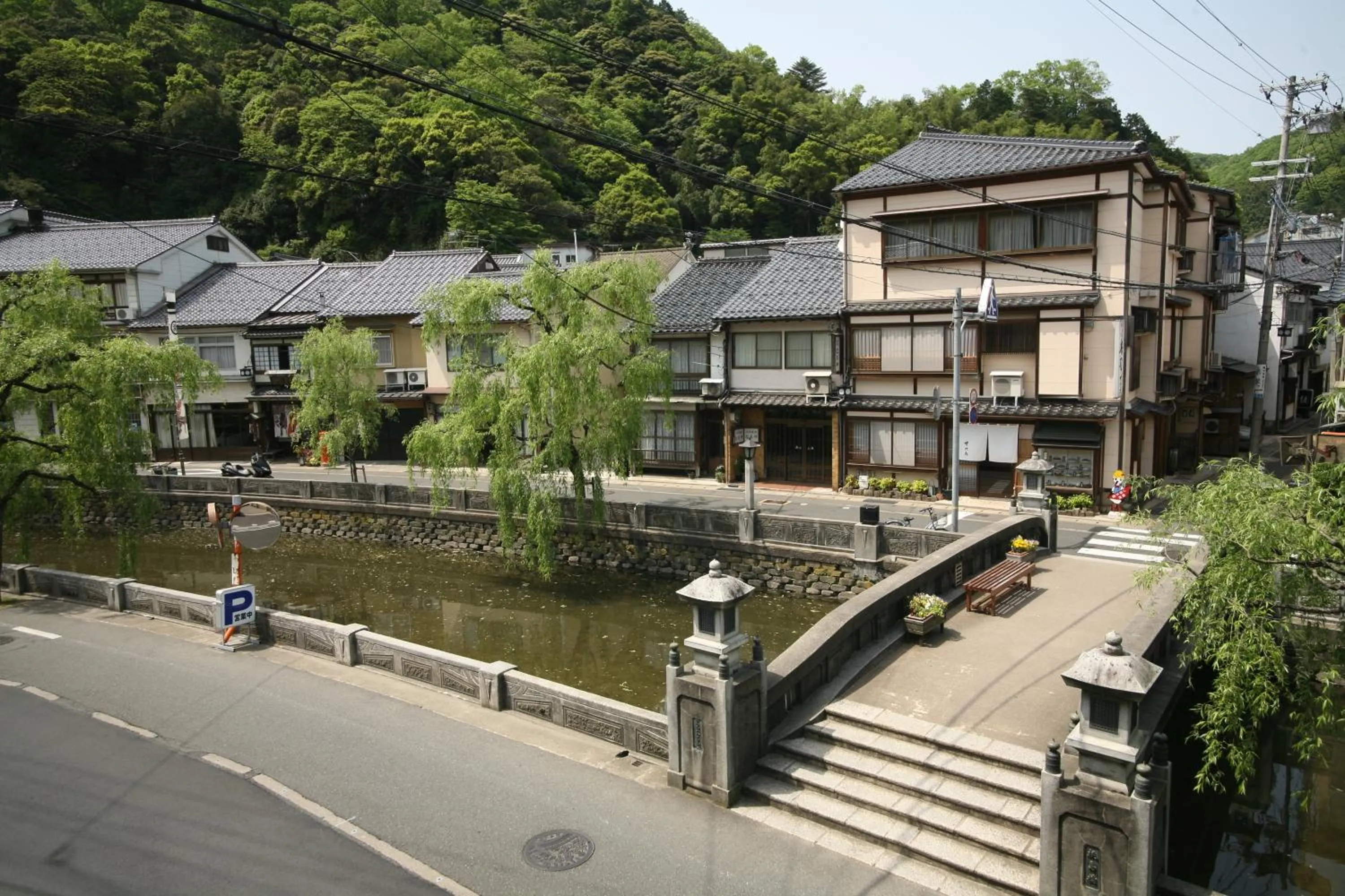 Facade/entrance in Kinosaki Onsen Kawaguchiya Honkan